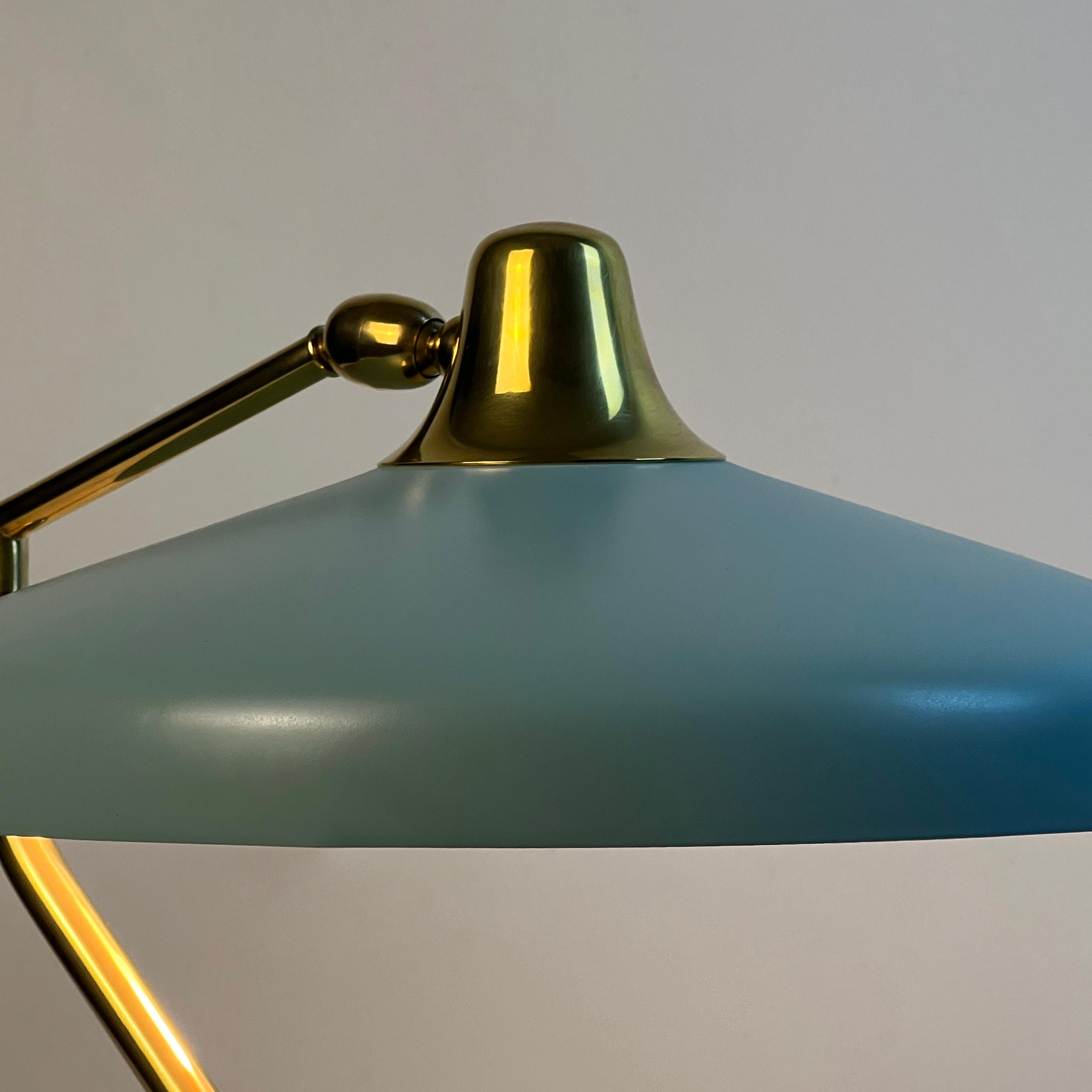 Model 331 table lamp designed by Oscar Torlasco for Lumi Milano, Italy 1950s For Sale 11