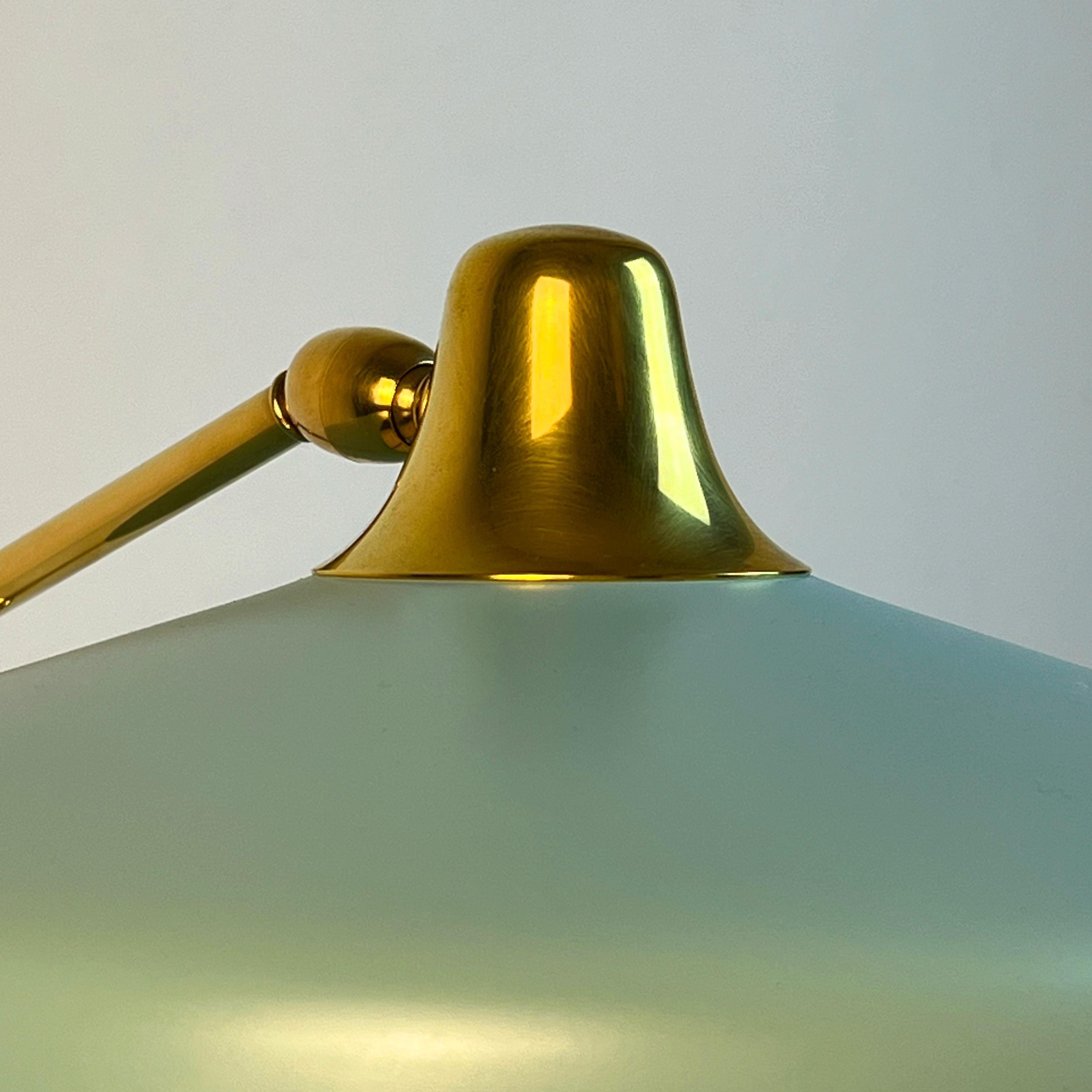 Model 331 table lamp designed by Oscar Torlasco for Lumi Milano, Italy 1950s For Sale 12