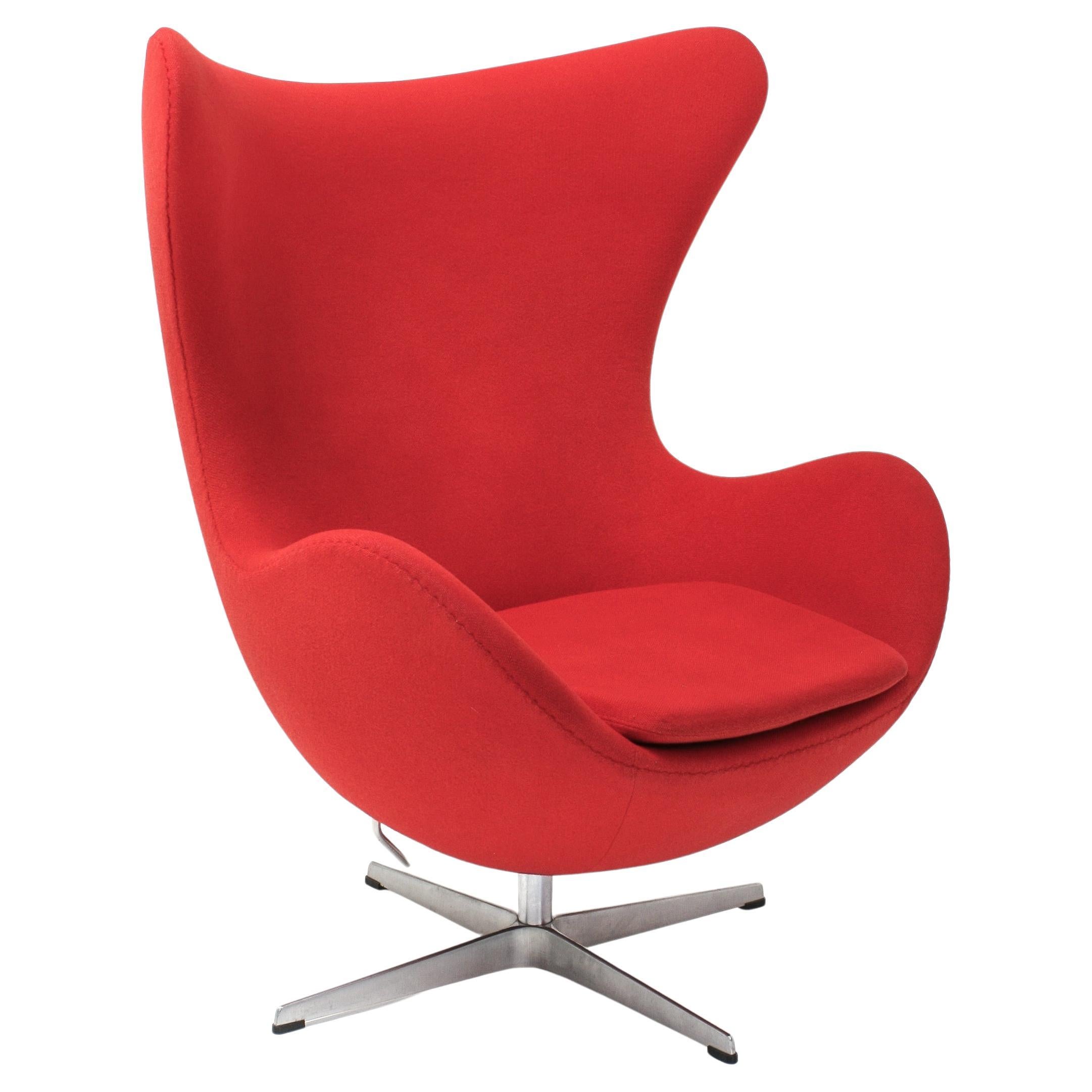 Model 3316 Egg Lounge Chair par Arne Jacobsen pour Fritz Hansen, 1970 en vente