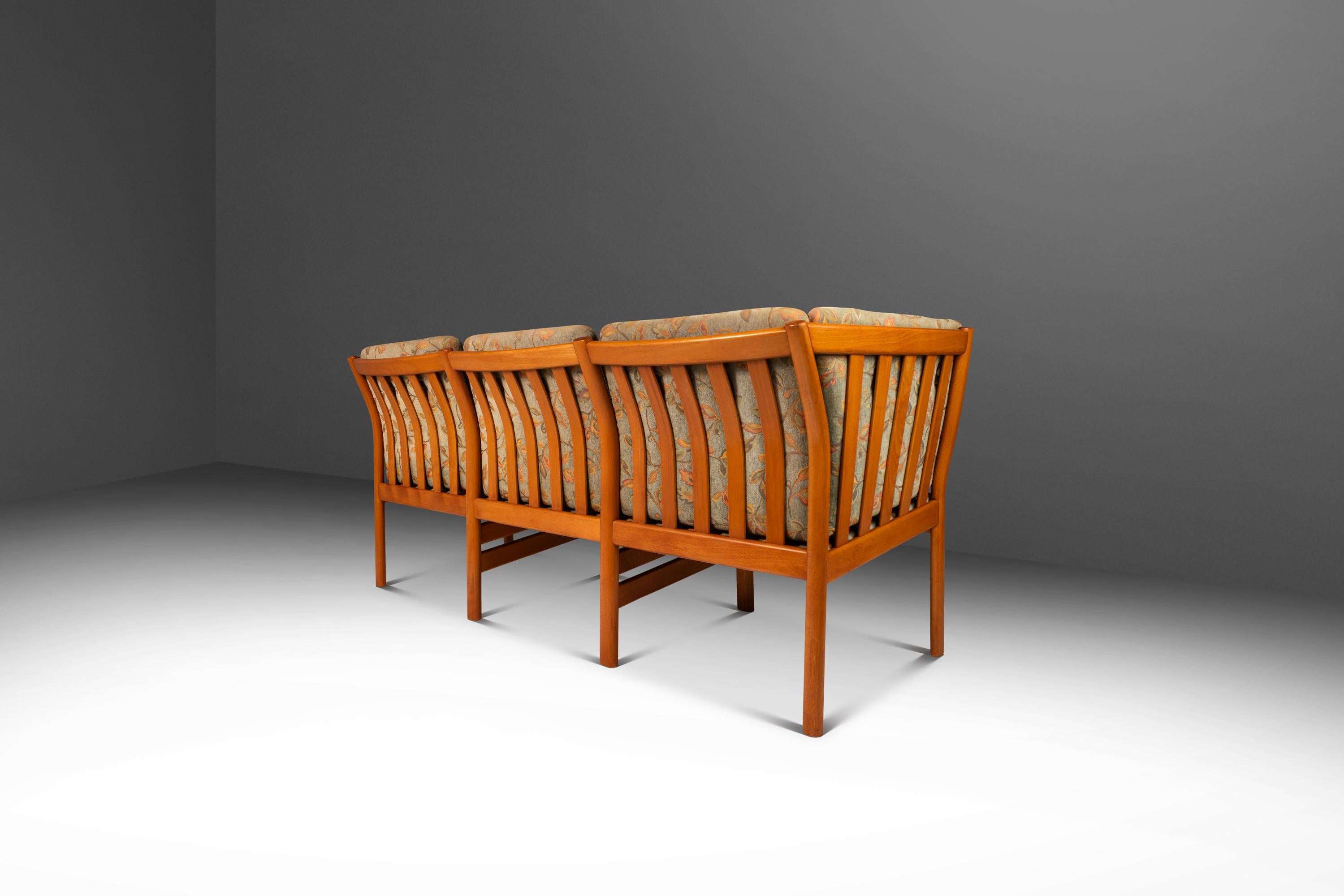 Mid-Century Modern Model 333 Three-Seater Sofa in Solid Beech by Schou Andersen, Denmark, c. 1980s For Sale