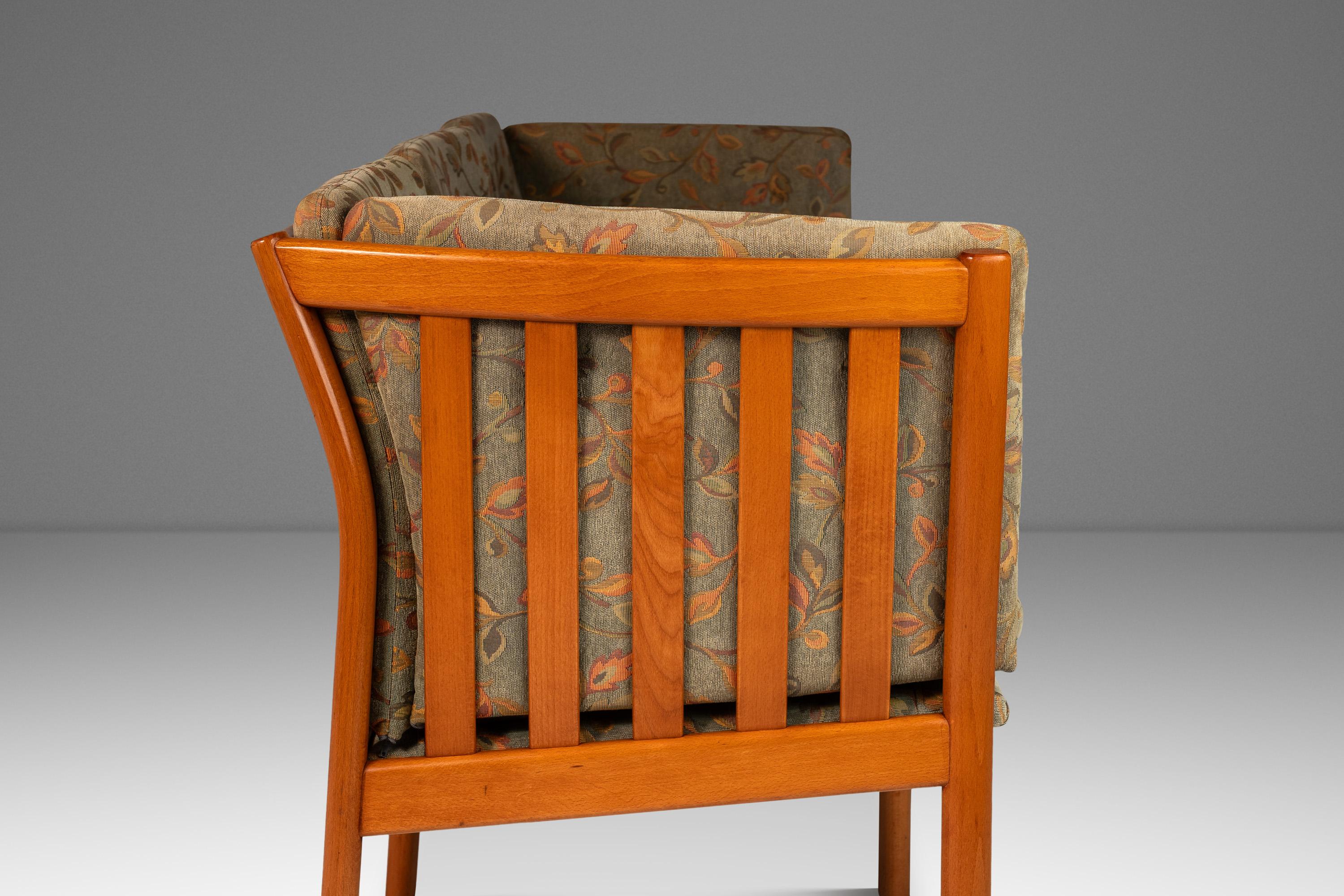 Model 333 Three-Seater Sofa in Solid Beech by Schou Andersen, Denmark, c. 1980s For Sale 3