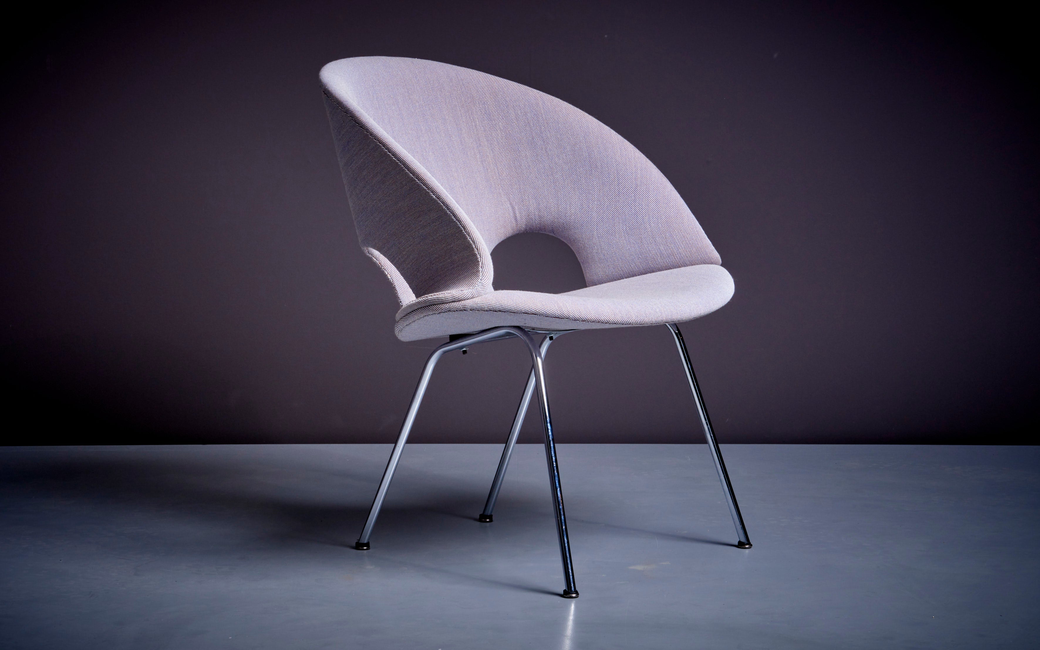 Newly Upholstered Model 350 Lounge Chair by Arno Votteler for Walter Knoll 1950s For Sale