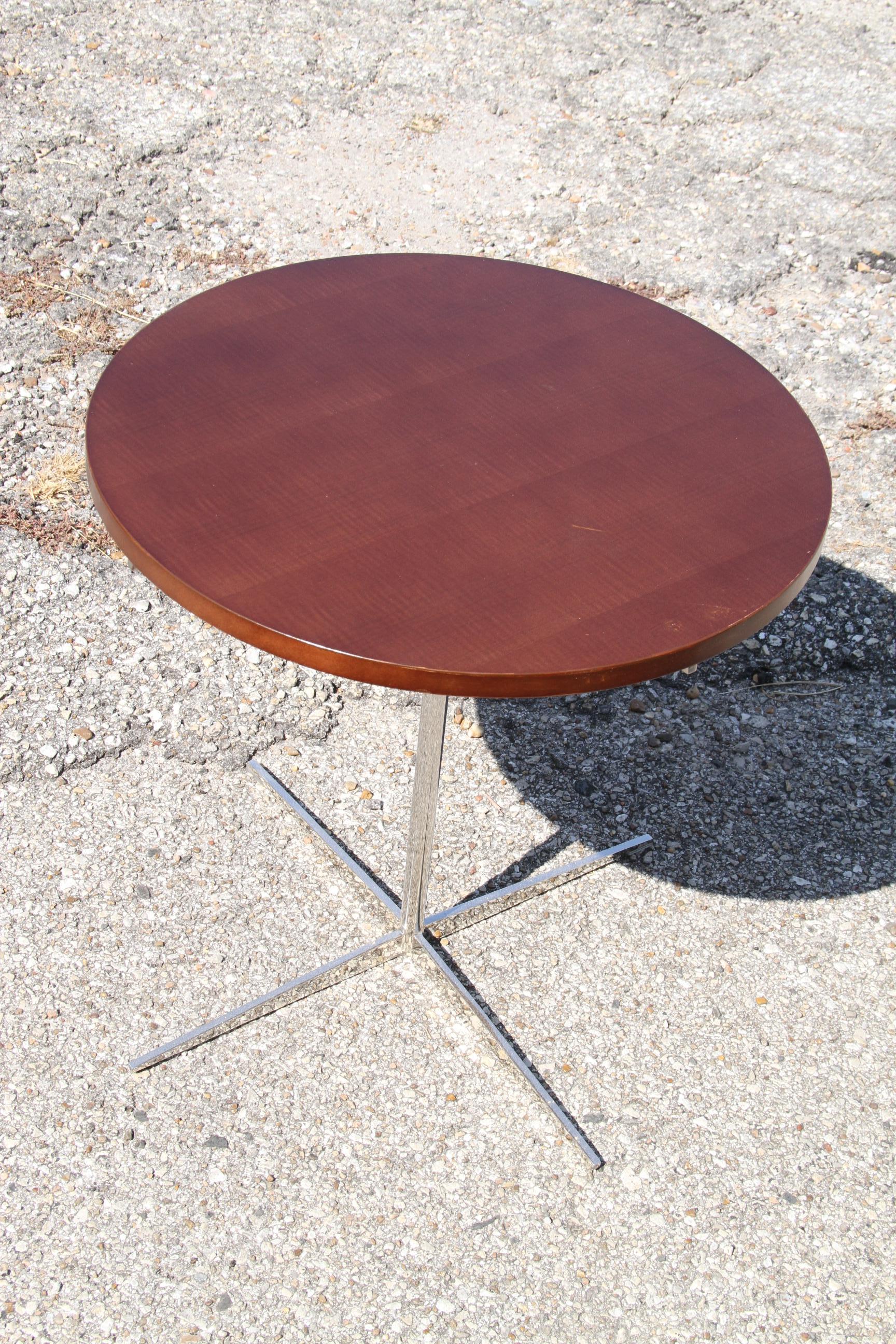 Pair of Marc Thorpe for Bernhardt Designs Side Tables w/ Curly Maple Tops In Good Condition For Sale In Pasadena, TX