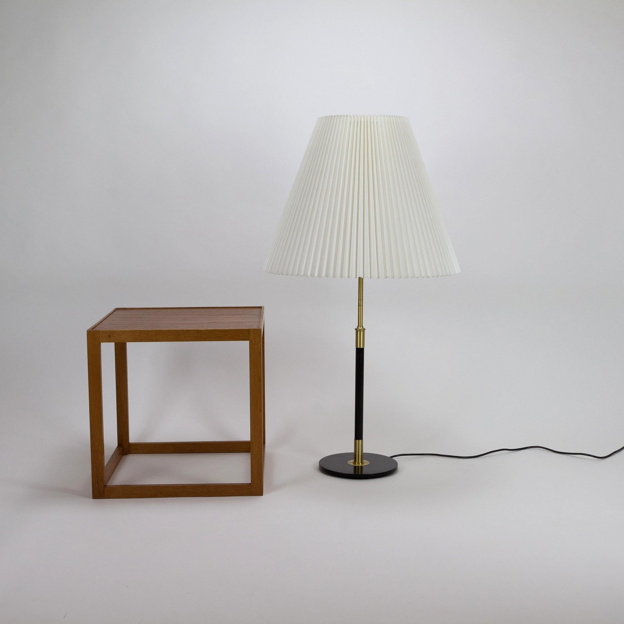 Model 352 Adjustable Table Lamp by Aage Petersen for Le Klint, Denmark, 1970s 1