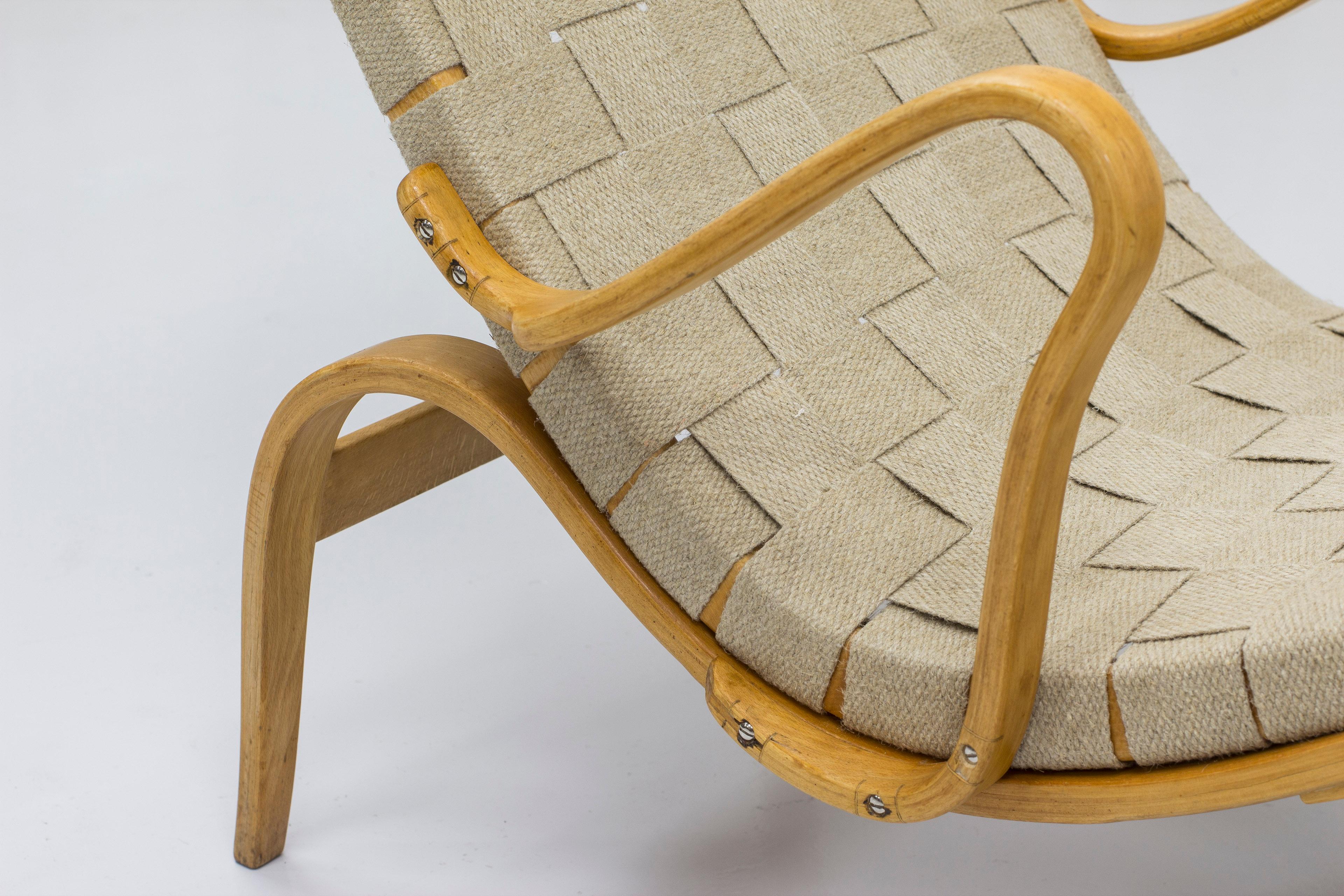 Model 36 chaise longues by Bruno Mathsson for Firma Karl Mathsson 1940s Sweden For Sale 4
