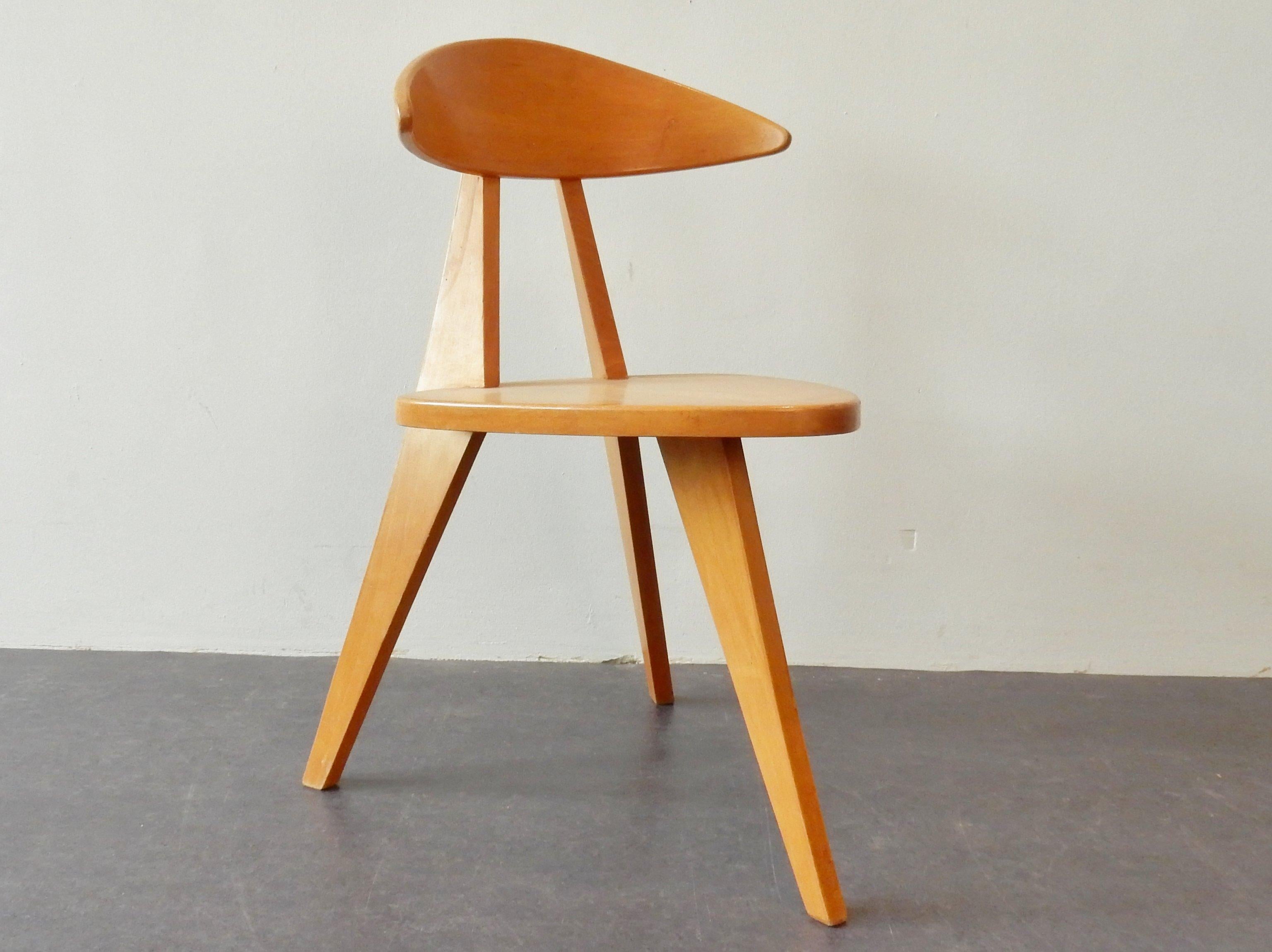 The model 360 children chair is a design by Walter Papst from the first half of the 1950s. This particular one has contined a very good condition with some signs of age and use. The natural finish gives it a timeless look. A modern design for that