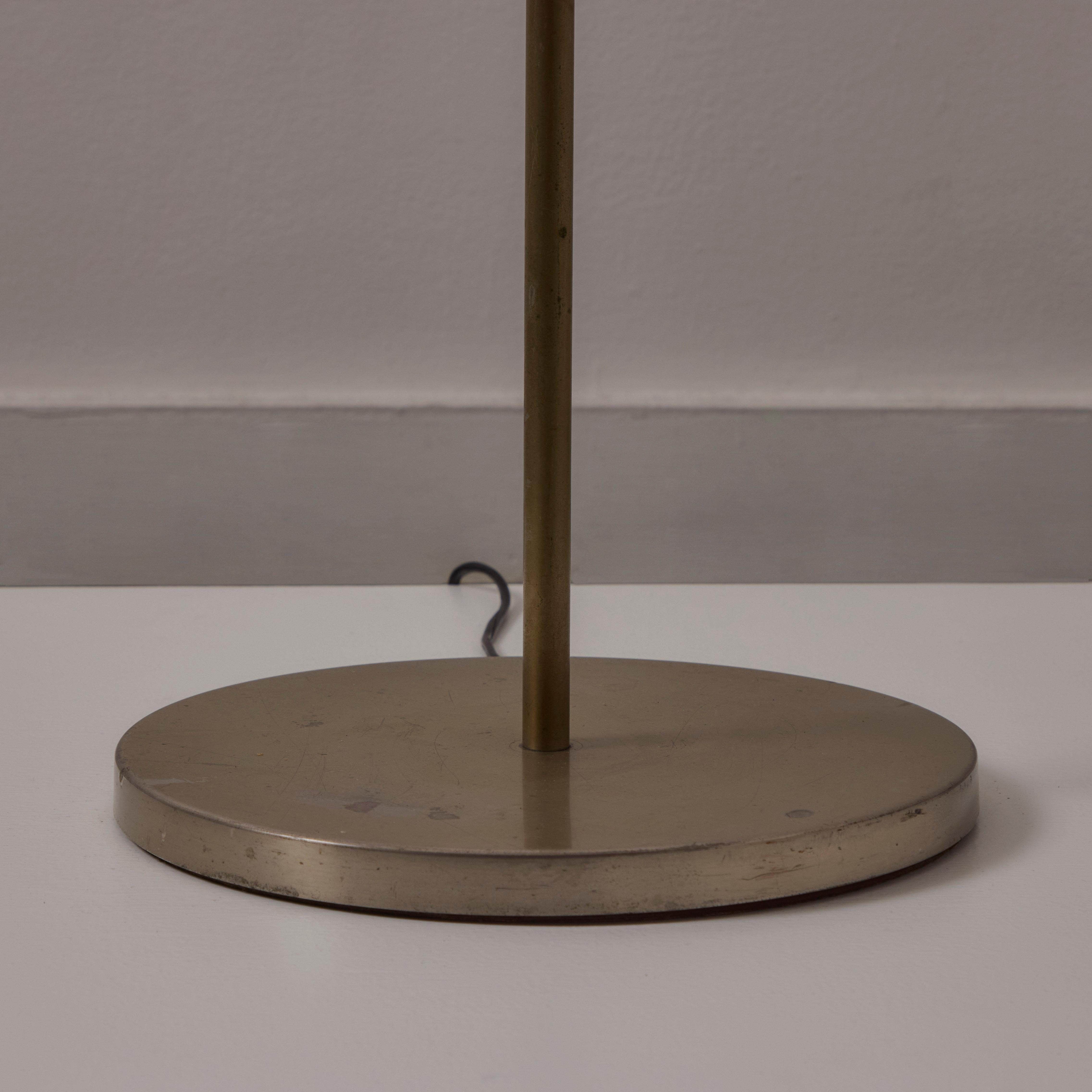 Lampadaire Modèle 397 d'Angelo Ostuni et Renato Forti pour Oluce en vente 2