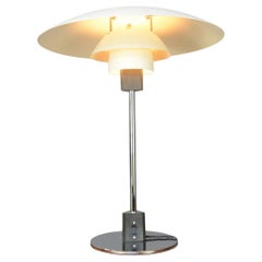 Lampe de table modèle 4/3 de Louis Poulsen datant des années 1960 environ