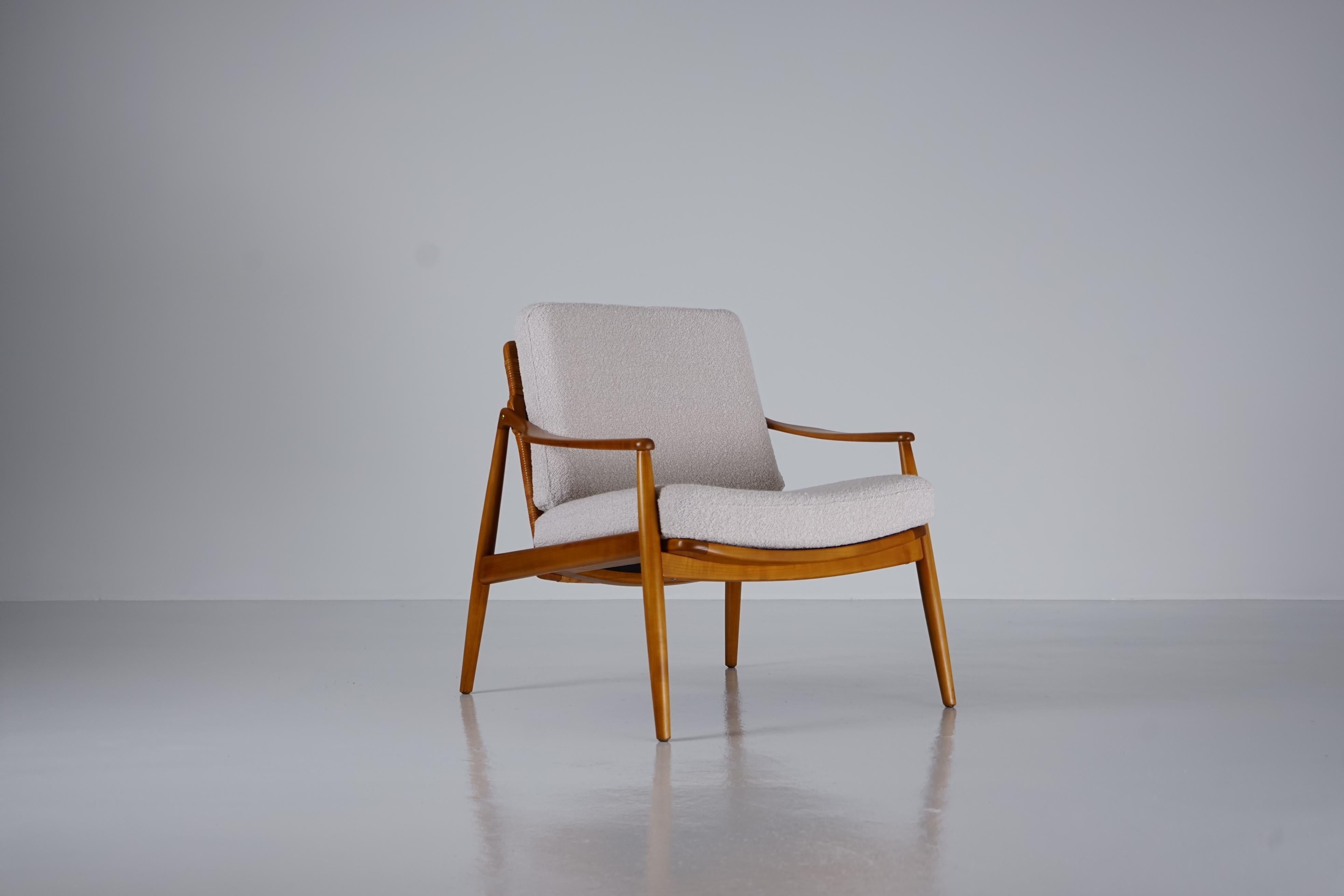 Allemand Model 400 Arm Chair by Hartmut Lohmeyer für Wilkahn en vente