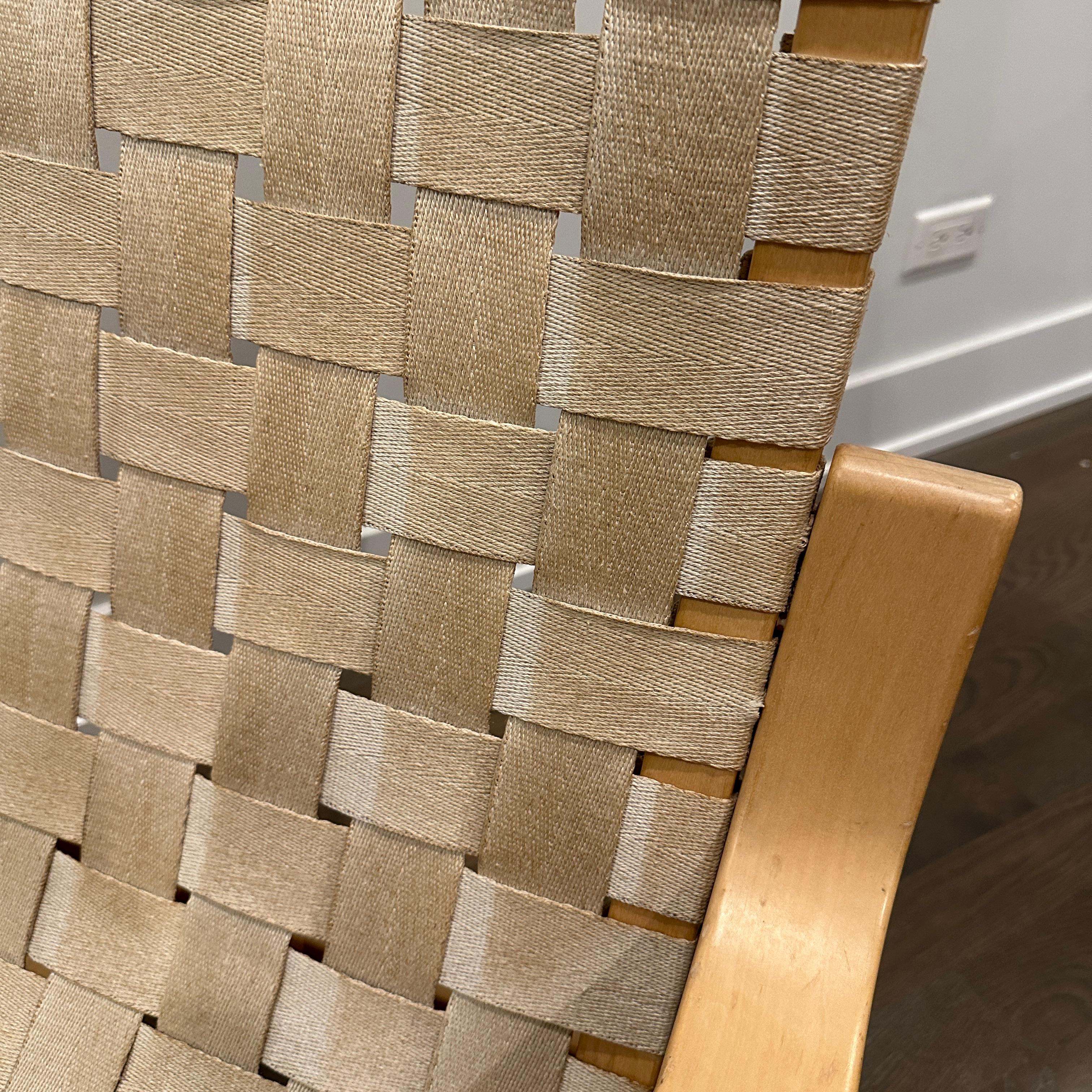 Fine XX secolo Sedie da salotto Model 406 di Alvar Aalto per Artek in vendita