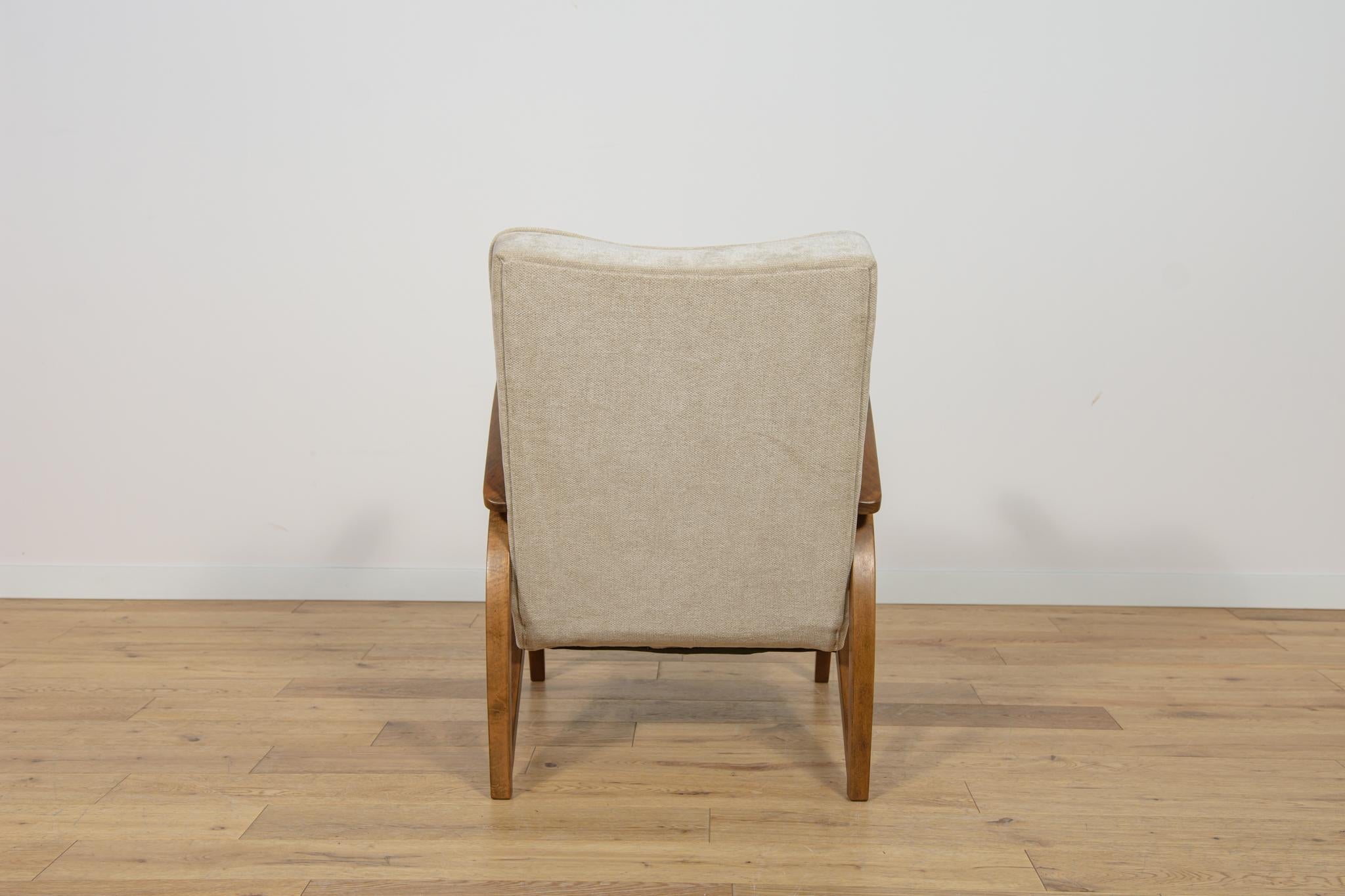 Modell 410 Sessel von Jindřich Halabala für UP Závody, Tschechoslowakei, 1930er Jahre (Mitte des 20. Jahrhunderts) im Angebot