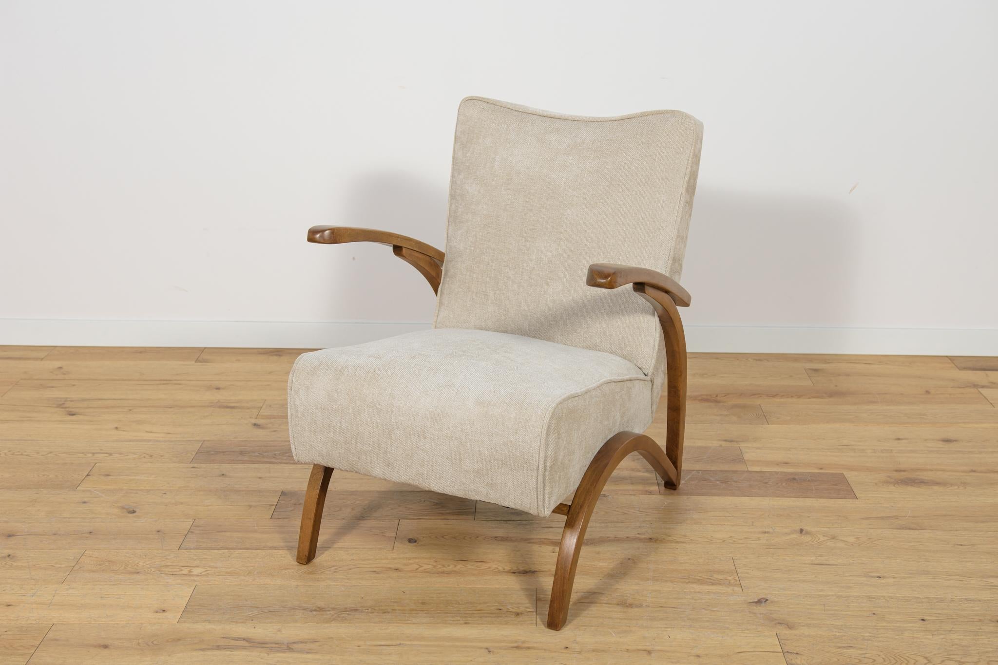 Sessel Modell 410 von Jindřich Halabala für UP Závody, Tschechoslowakei, 1930er Jahre. im Angebot 2