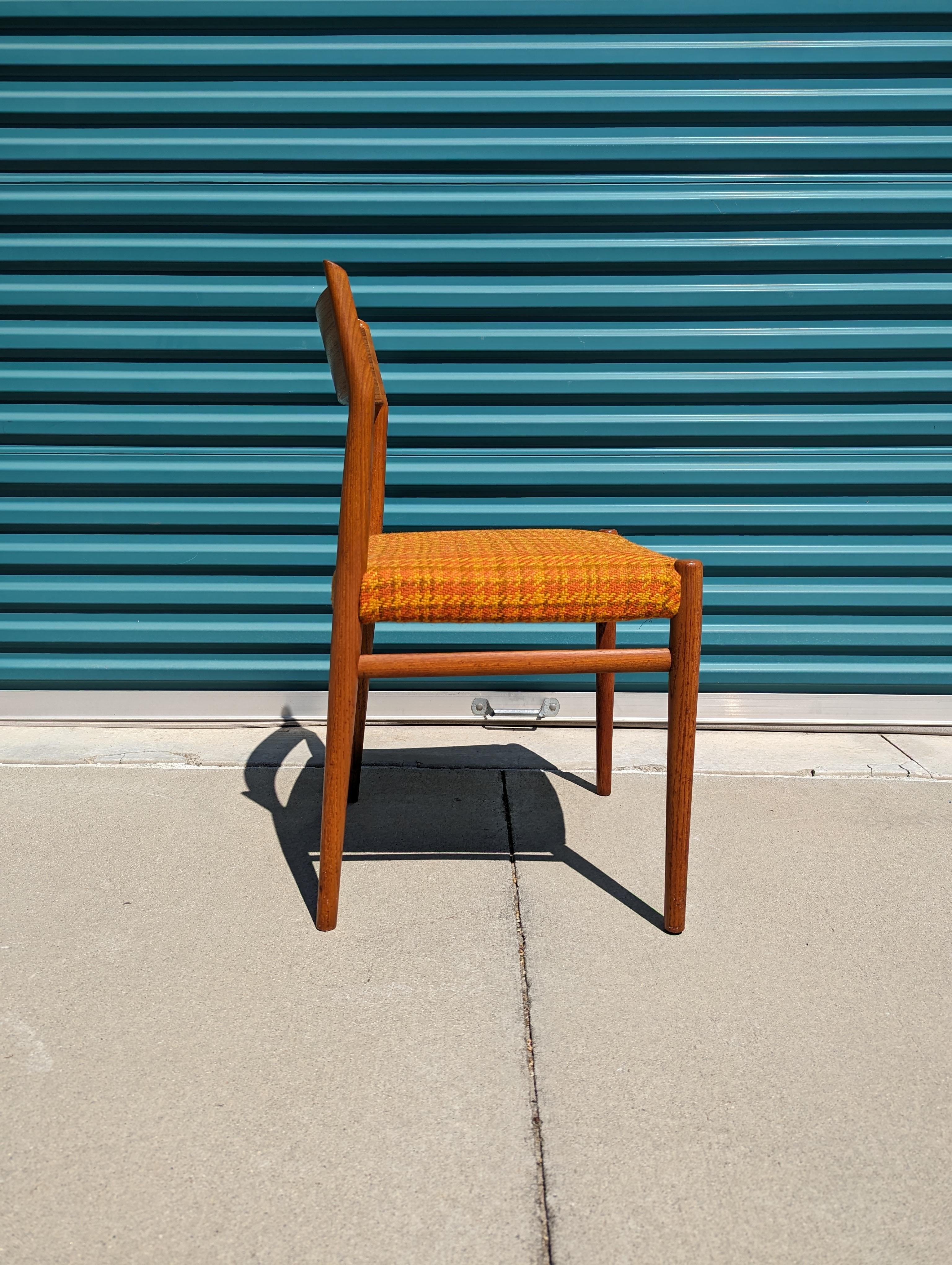 Model 418 Teak Dining Chair by Arne Vodder for Sibast, Denmark, 1960s In Good Condition For Sale In Chino Hills, CA