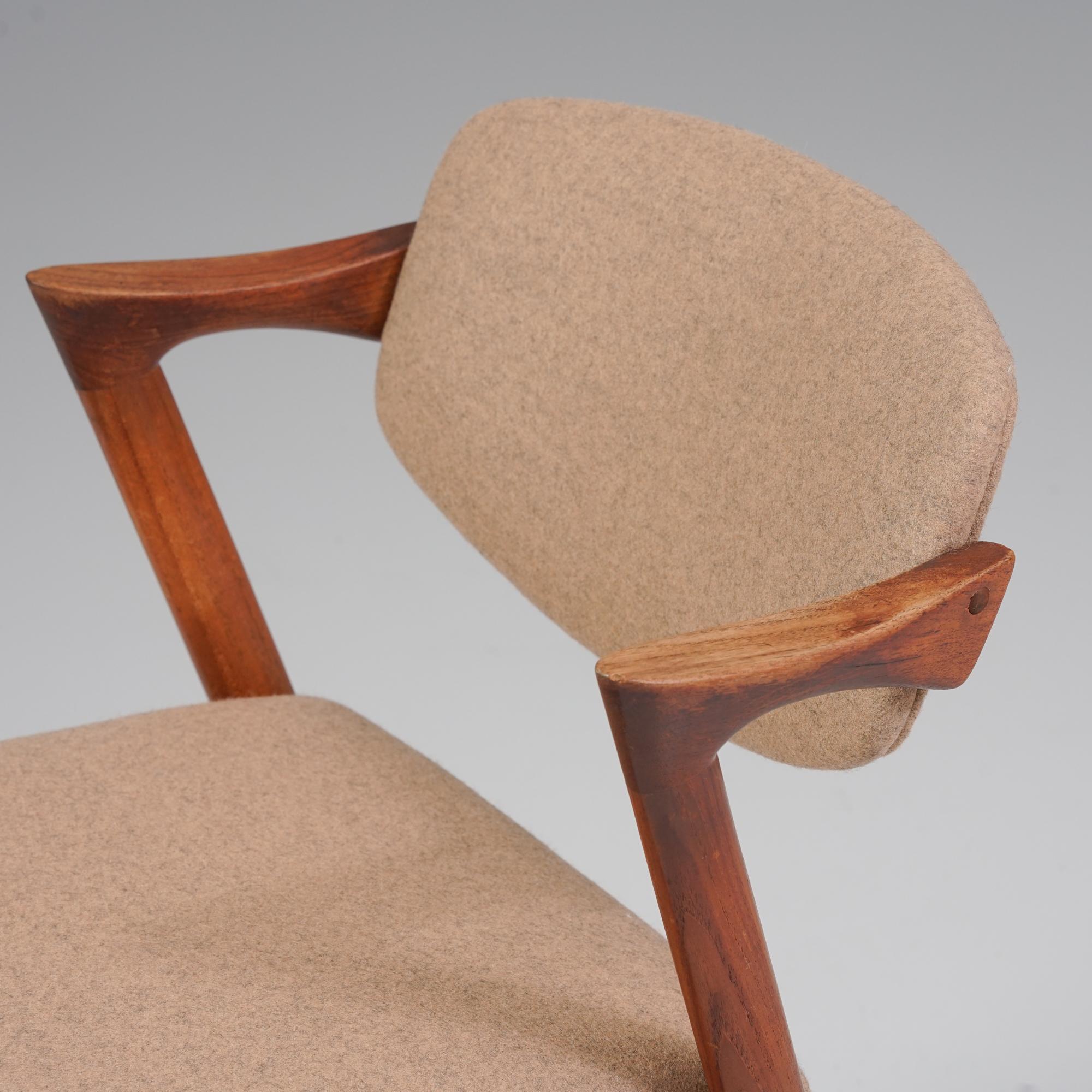 Mid-20th Century Model 42 Chair, Kai Kristiansen, Schou Andersen Møbelfabrik, 1950/1960s For Sale