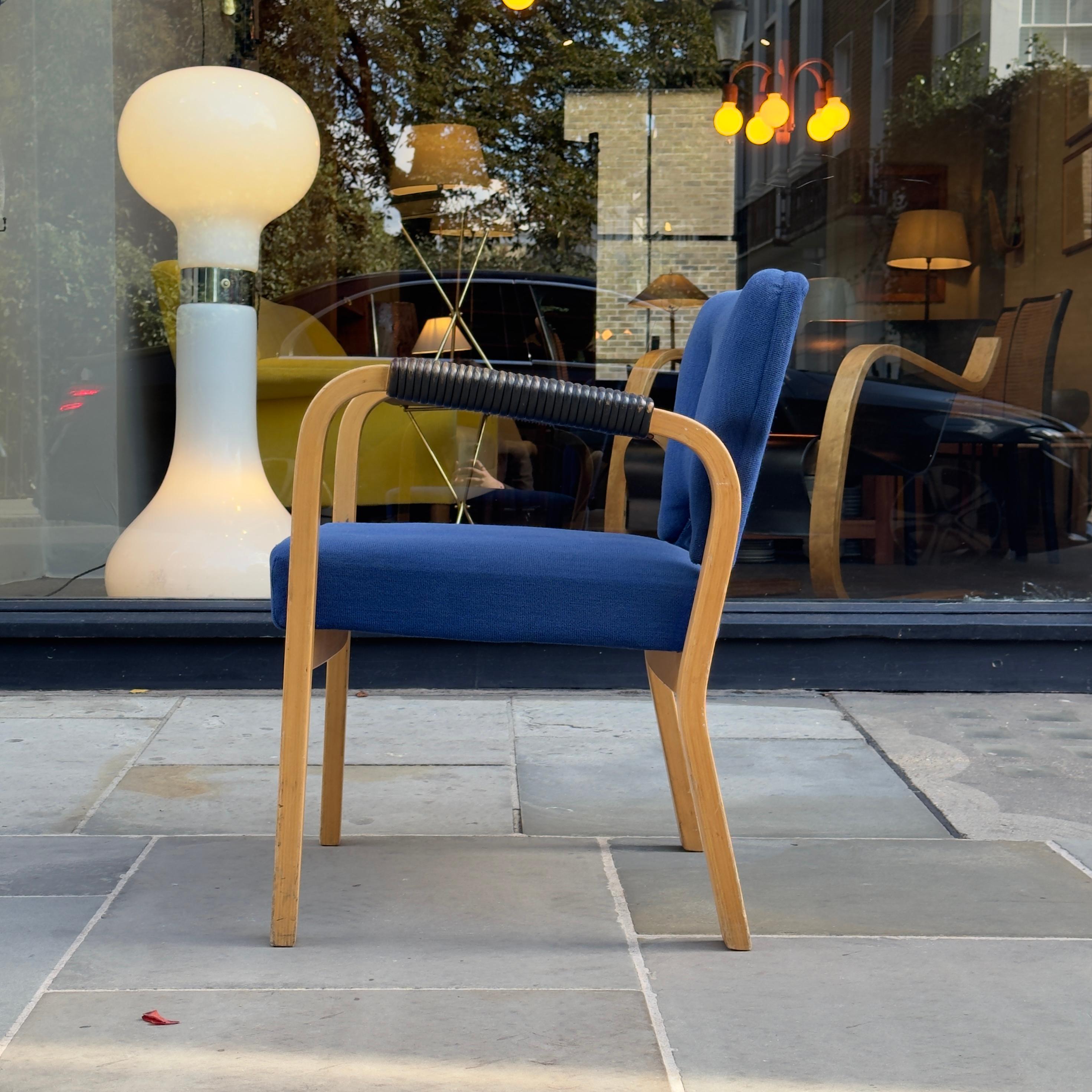 Leather Model #43 Armchair, Maija Heikinheimo w. Alvar Aalto, Finland, 1960s For Sale
