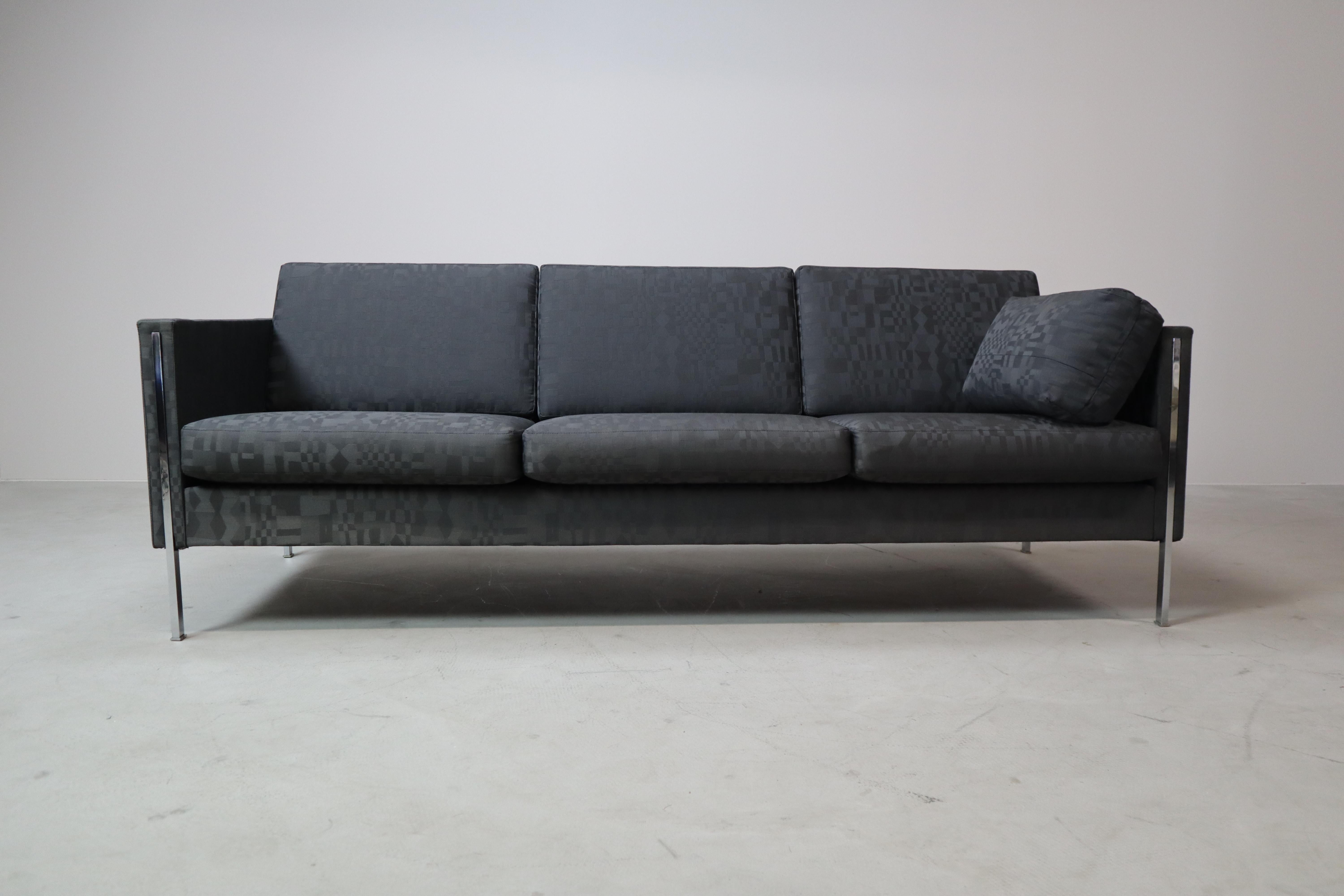 Canapé 3 places modèle 442 par Pierre Paulin pour Artifort, 1962. en vente 6