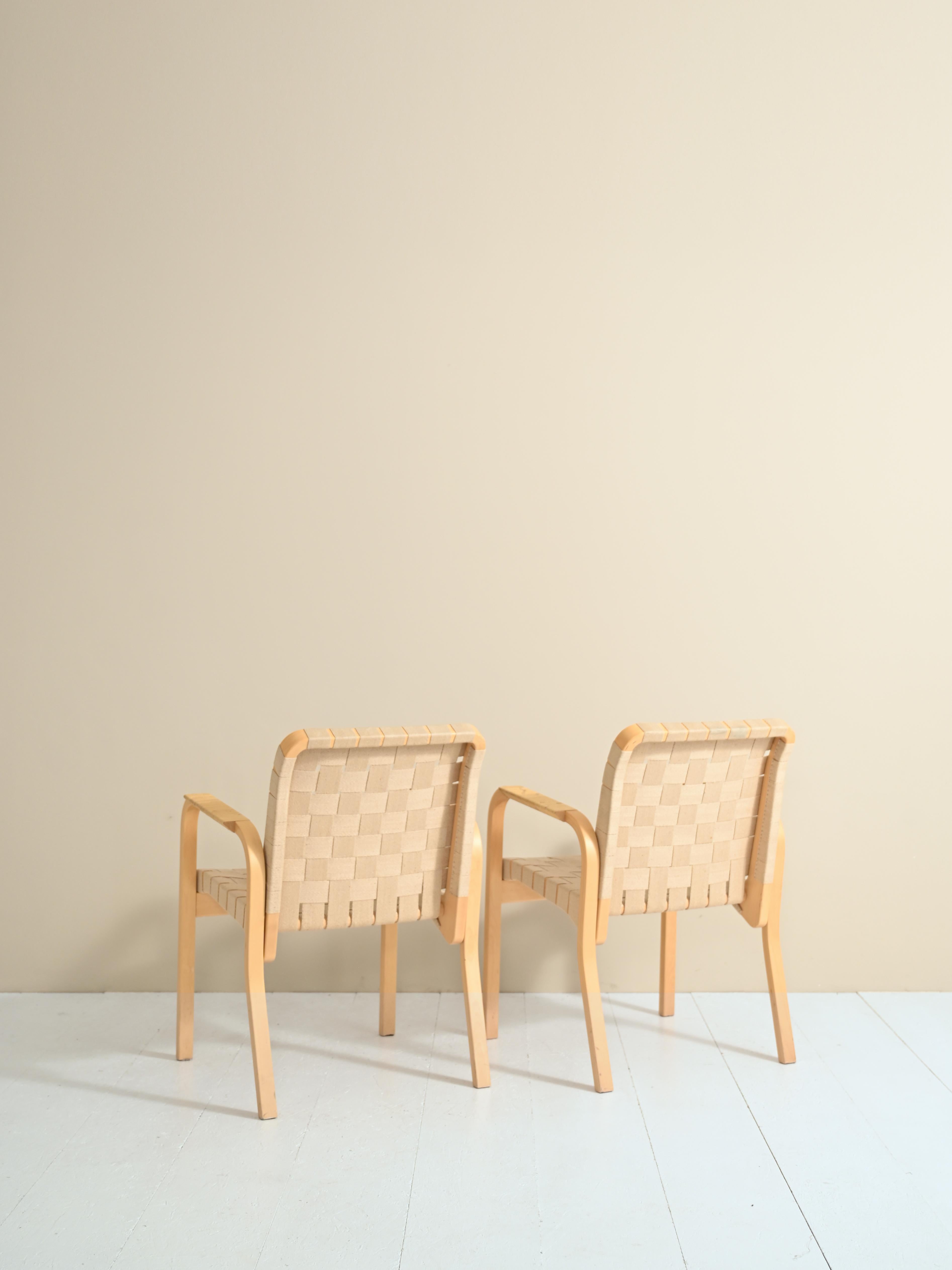 'Model 45'  birch armchairs by Alvar Aalto For Sale 4