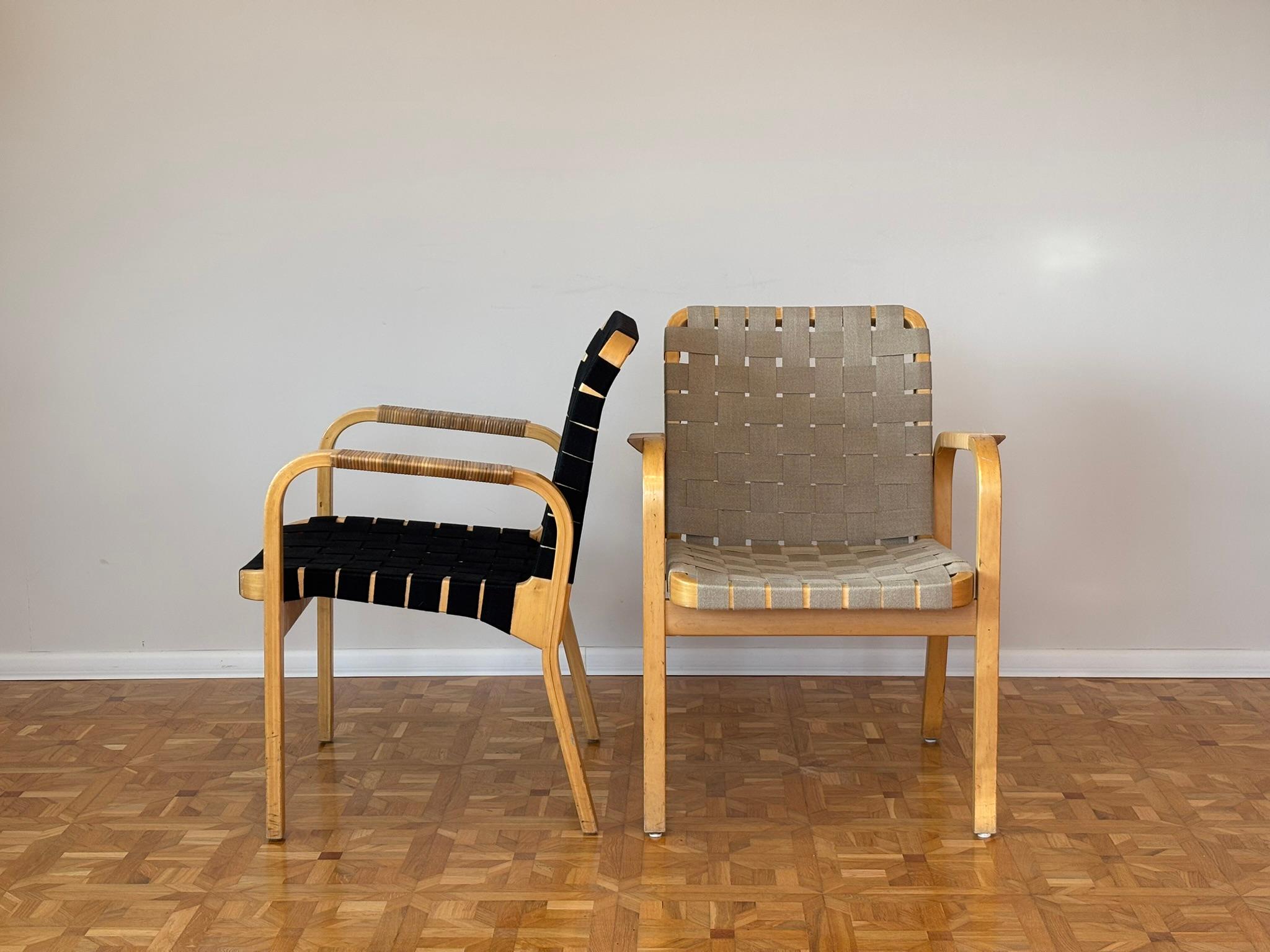 Model 45 Lounge Chairs by Alvar Aalto for Artek, 1970s Set of 2 For Sale 5