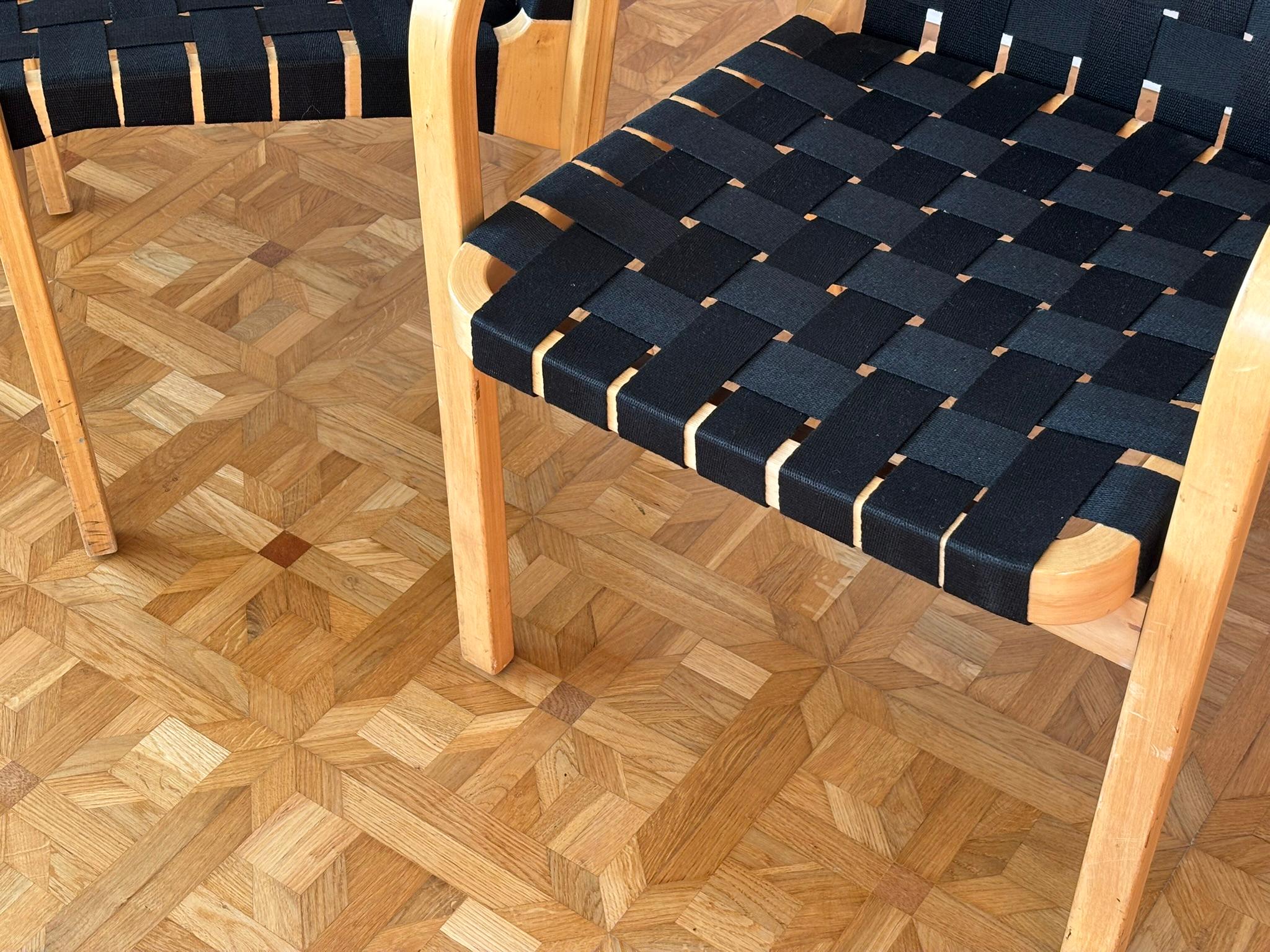 Model 45 Lounge Chairs by Alvar Aalto for Artek, 1970s Set of 2 For Sale 8