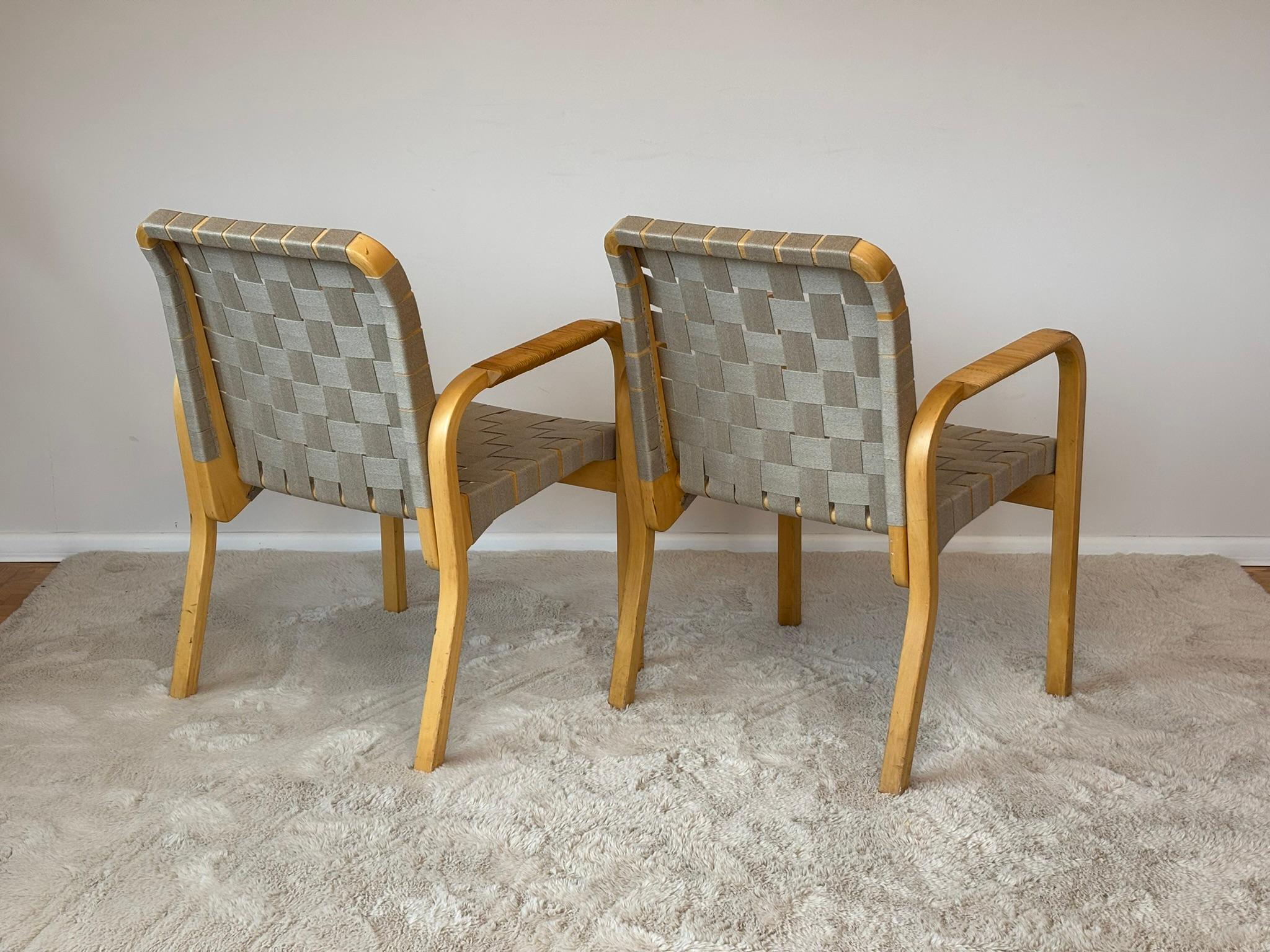 20th Century Model 45 Lounge Chairs by Alvar Aalto for Artek, 1970s Set of 2 For Sale