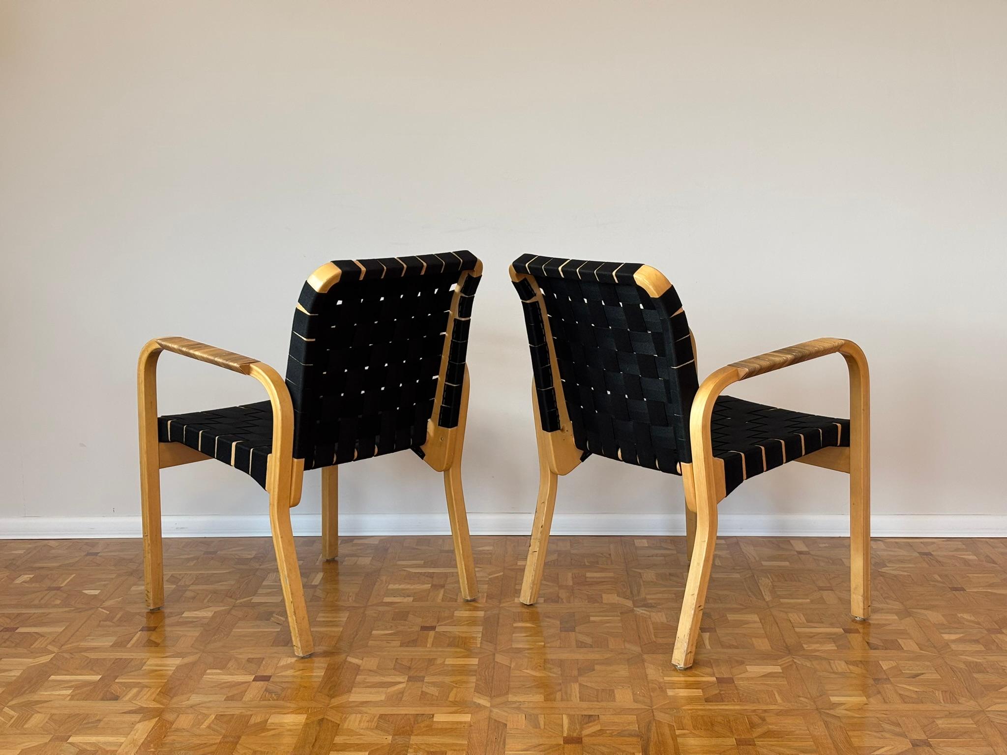20th Century Model 45 Lounge Chairs by Alvar Aalto for Artek, 1970s Set of 2 For Sale