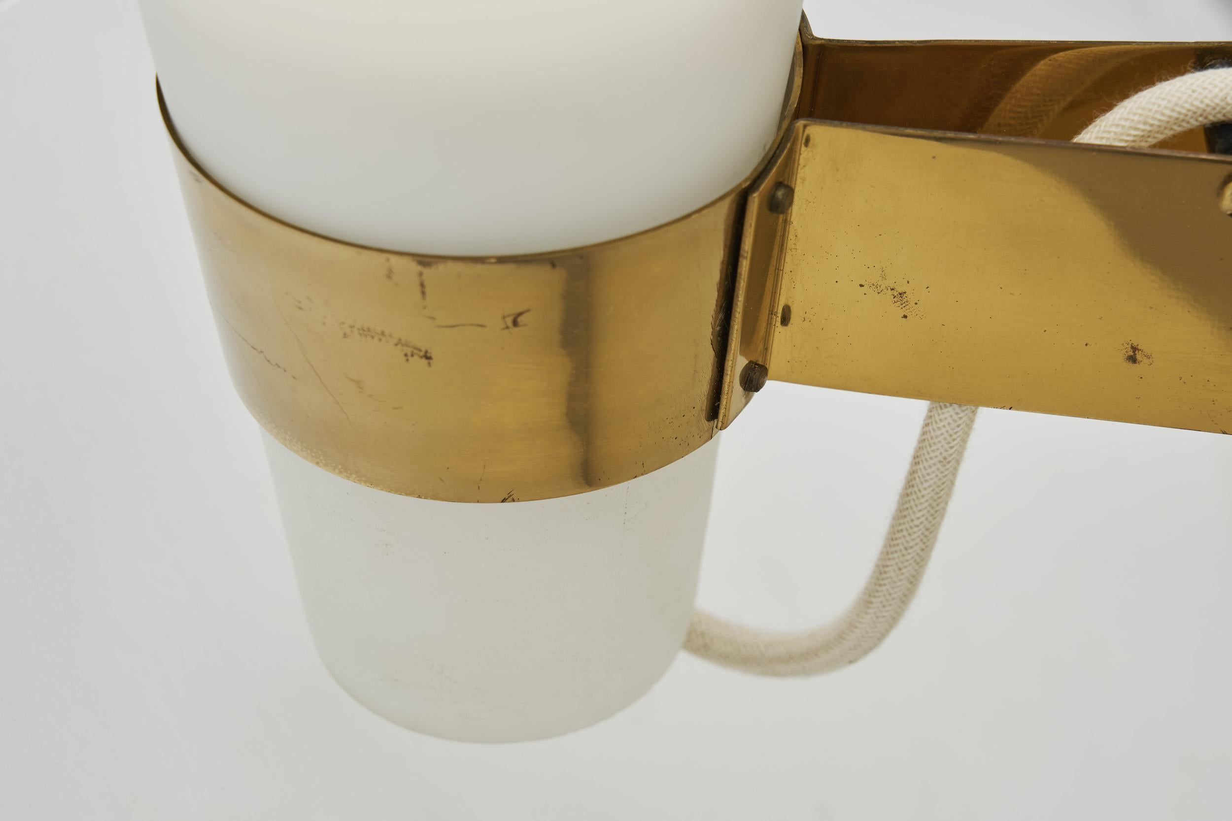 Lampada da parete in vetro opalino Model 