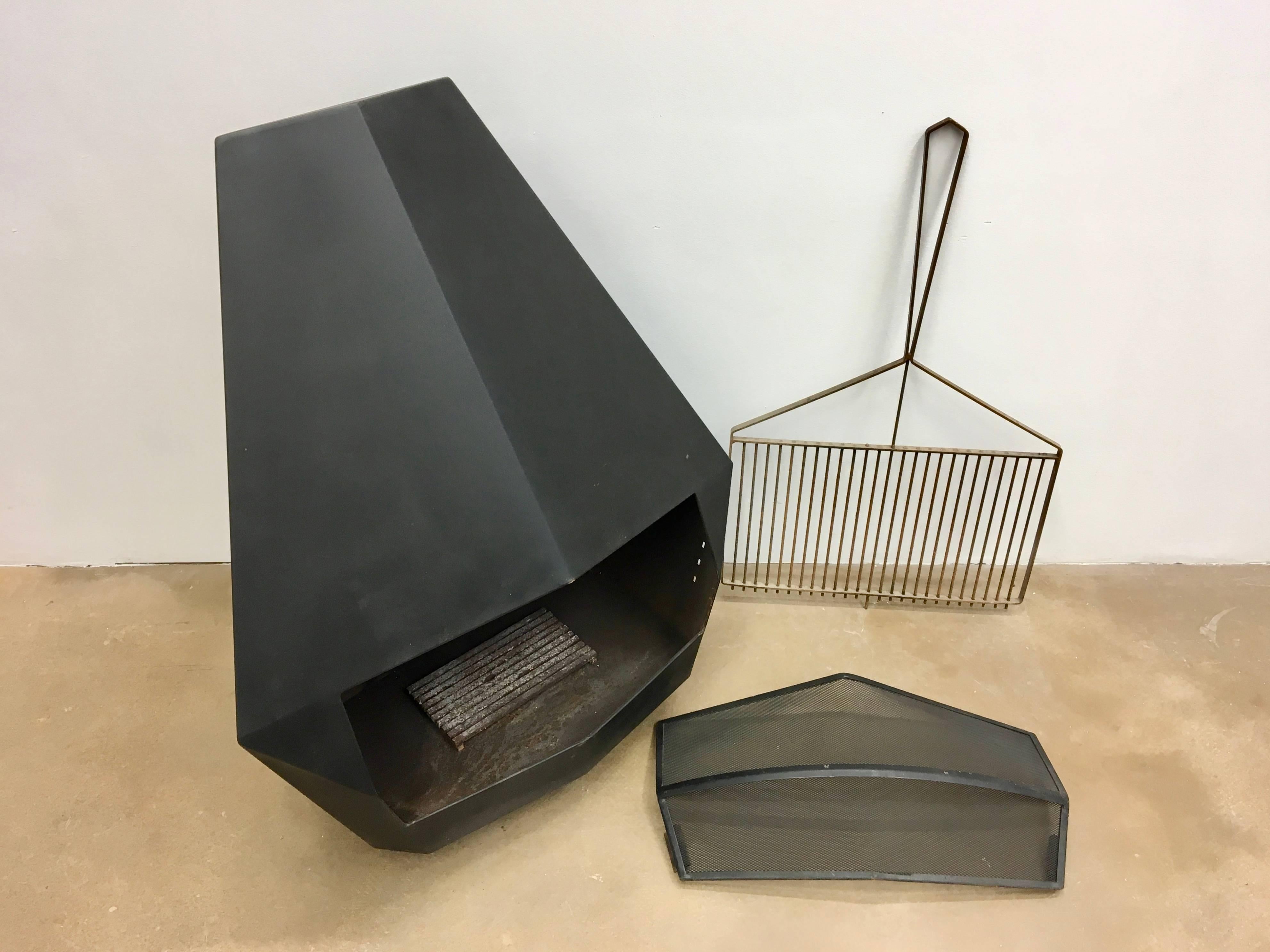 Model 5005 Mid-Century Modern Steel fireplace from Don-Bar Design 8