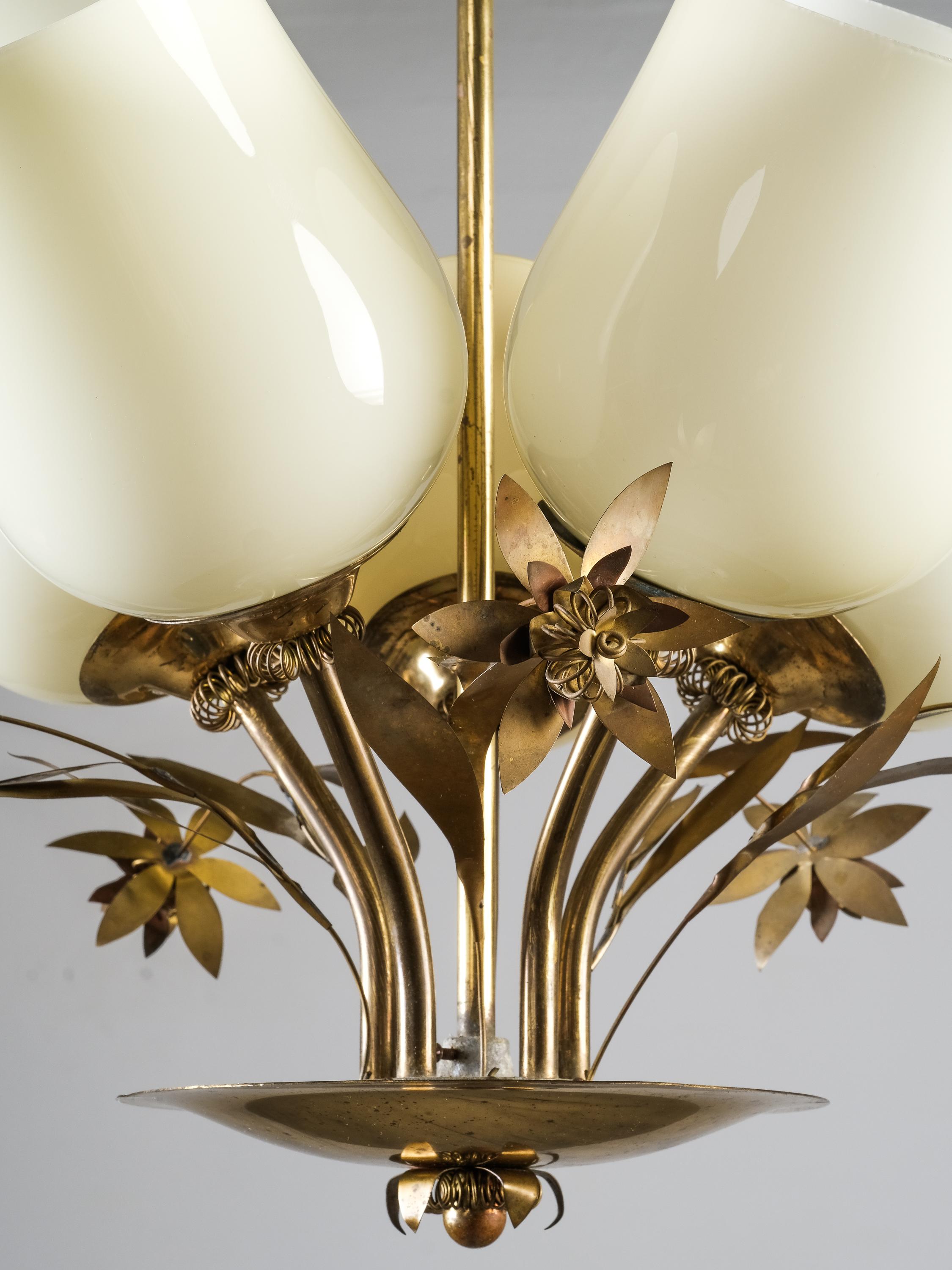 Lampe lustre modèle 501-5 en laiton et verre par Stockmann, Finlande, années 1950 en vente 3