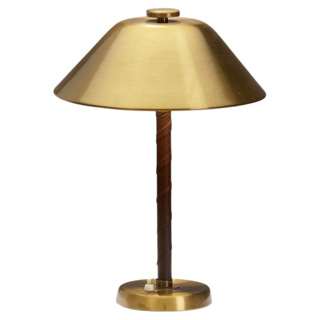 "Model 5014" Brass and Leather Table Lamp by Einar Bäckström, Sweden 1940s For Sale