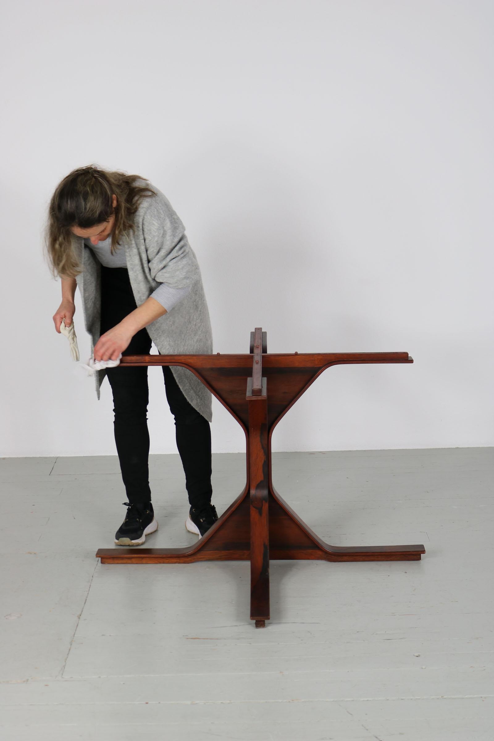 Table « Modèle 522 », design de Gianfranco Frattini, fabriquée par Bernini, Italie, années 1960 en vente 4