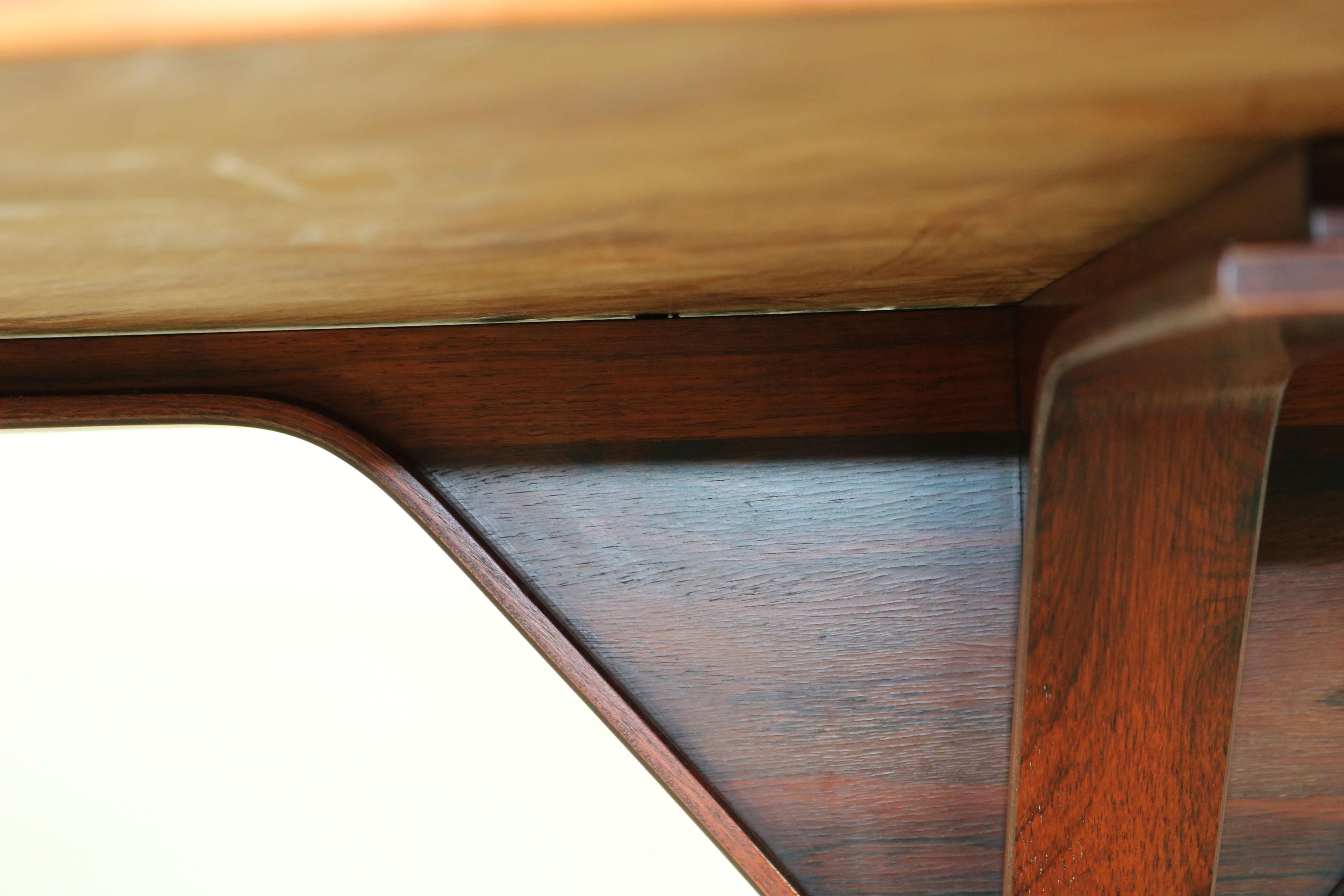Table « Modèle 522 », design de Gianfranco Frattini, fabriquée par Bernini, Italie, années 1960 en vente 2