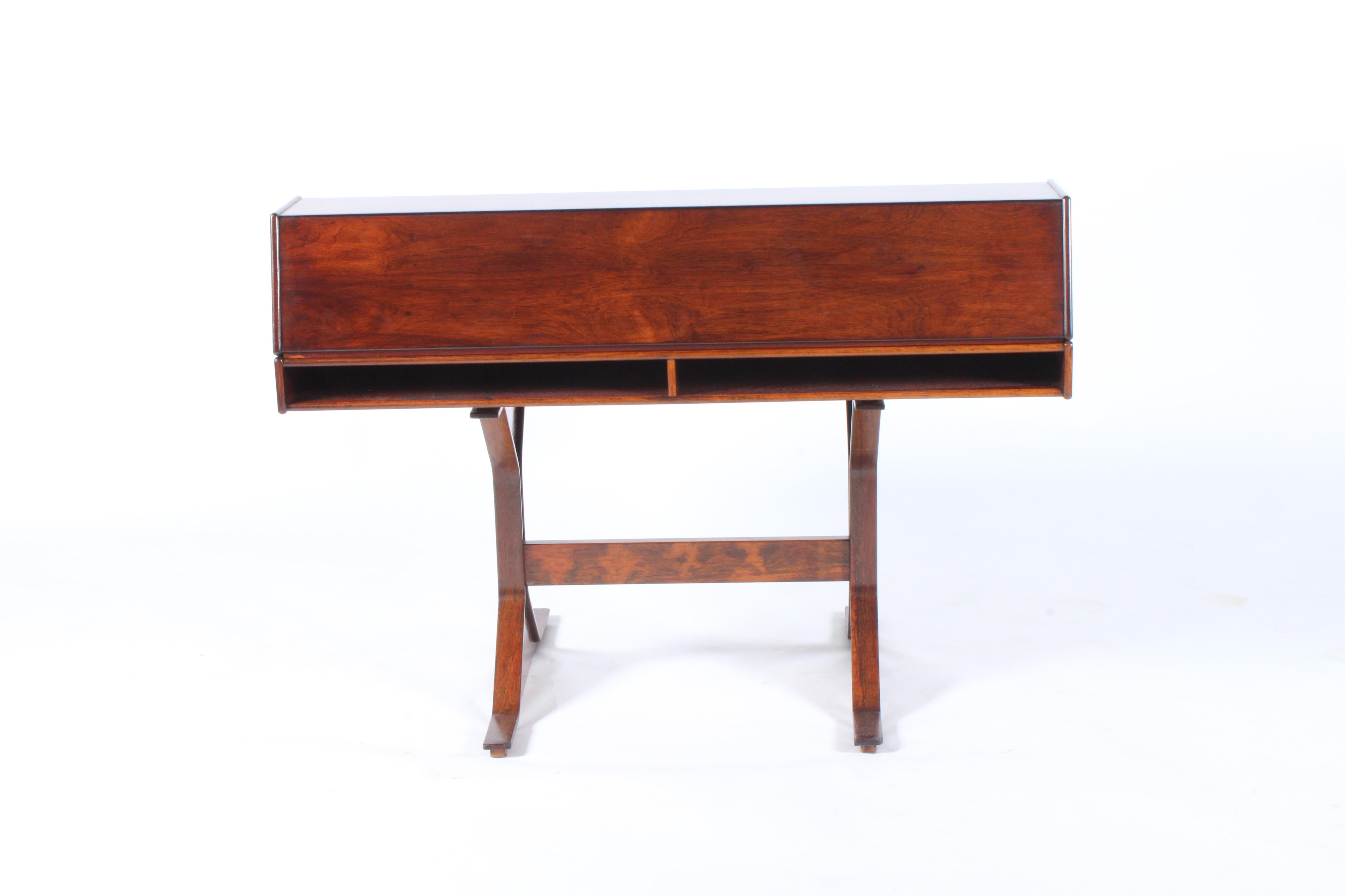Model 53 Mid Century Italian Desk By Gianfranco Frattini For Bernini For Sale 9