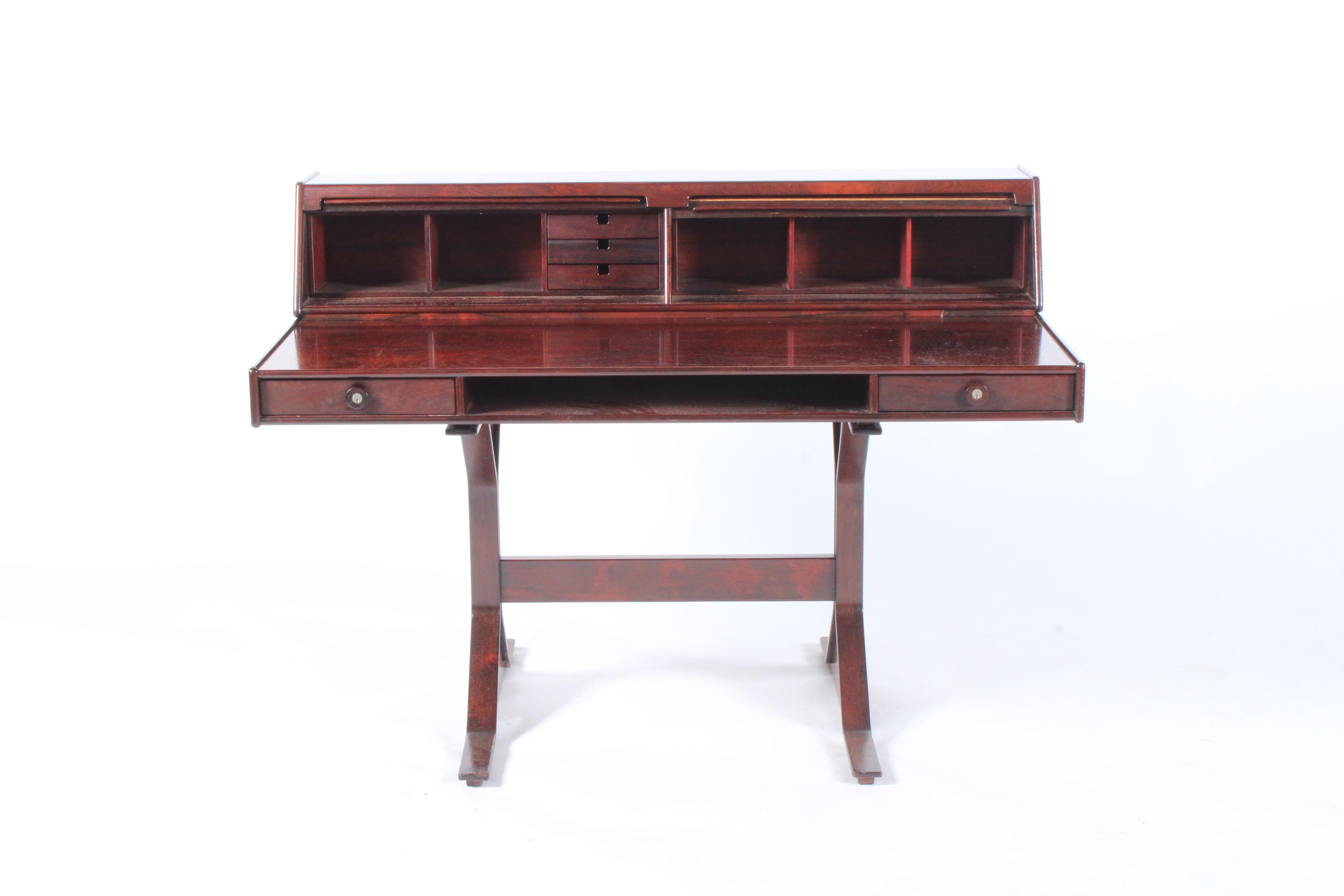 Model 53 Mid Century Italian Desk By Gianfranco Frattini For Bernini In Good Condition For Sale In Portlaoise, IE