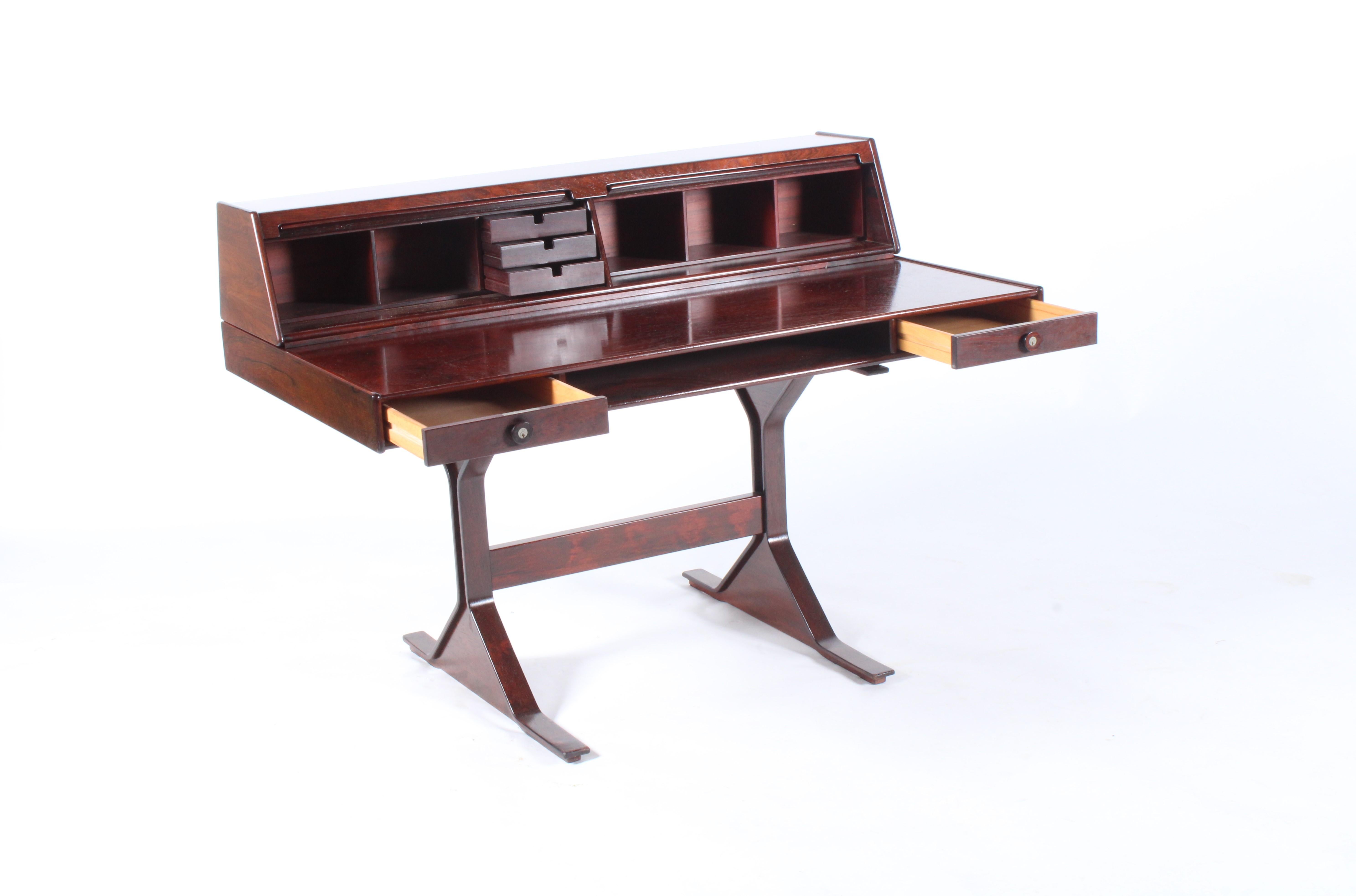 Model 53 Mid Century Italian Desk By Gianfranco Frattini For Bernini For Sale 3