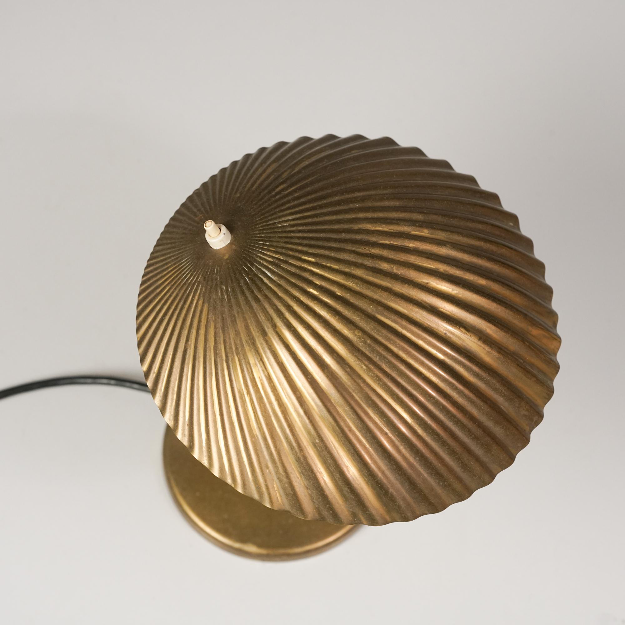 Scandinave moderne Lampe à poser Model No 5321 