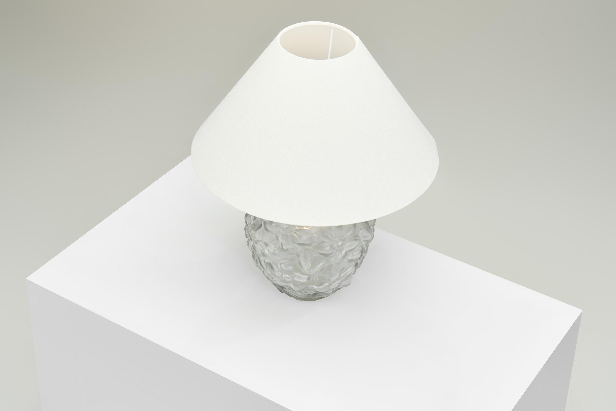 Lampe de table en verre Model No No 542 de Boréns, Suède, vers les années 1940 en vente 3