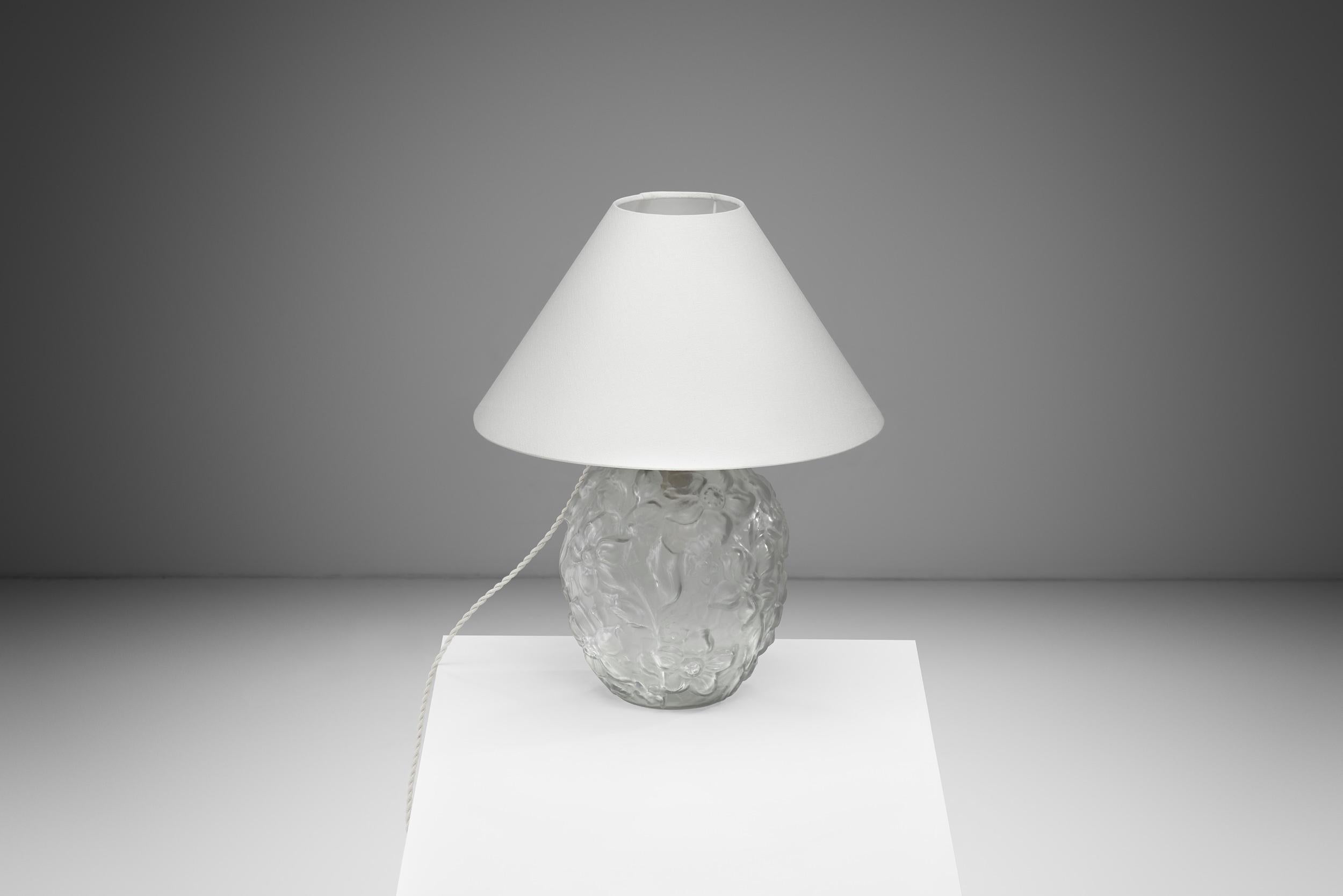 Lampe de table en verre Model No No 542 de Boréns, Suède, vers les années 1940 Bon état - En vente à Utrecht, NL