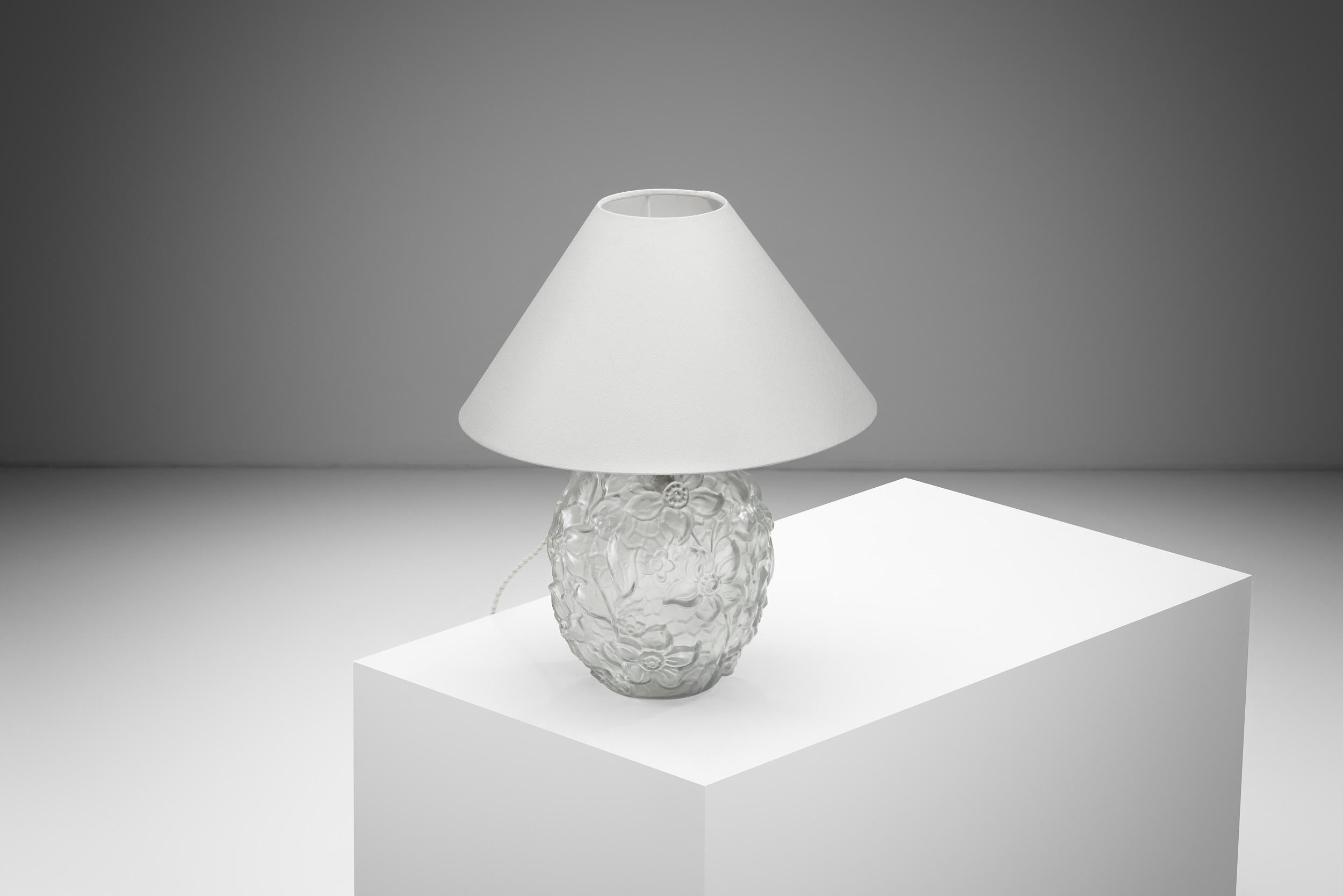 Laiton Lampe de table en verre Model No No 542 de Boréns, Suède, vers les années 1940 en vente