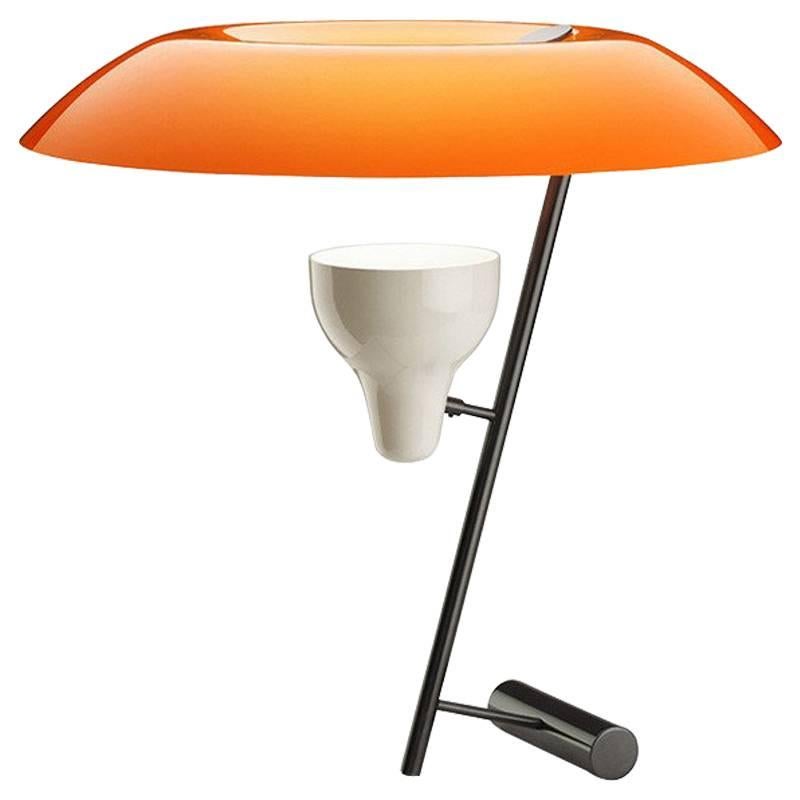 Model 548 Dimmable Table Lamp by Gino Sarfatti in Orange and Burnished Brass For Sale