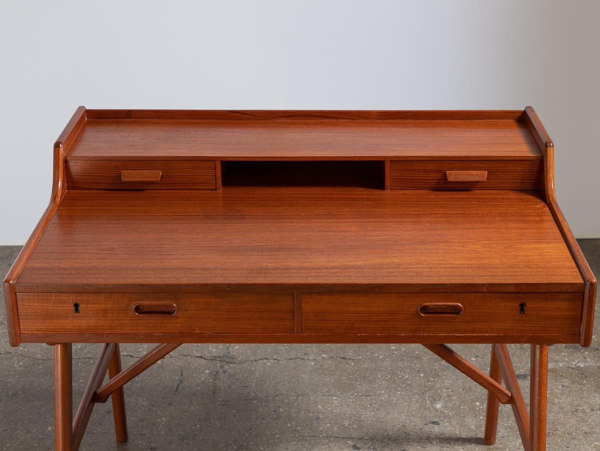 Model 56 Teak Desk by Arne Wahl Iversen For Sale 4