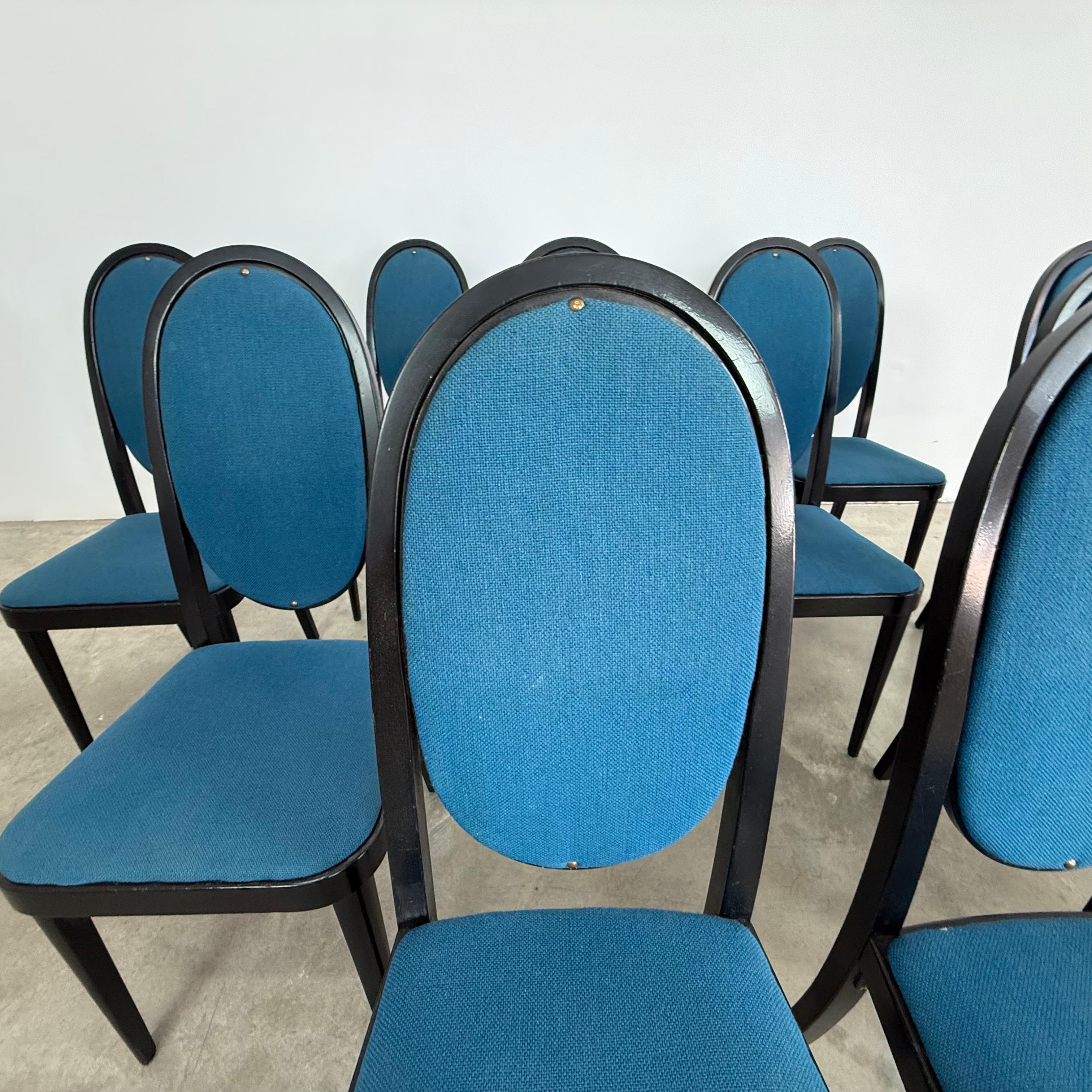 XX secolo Model 567 Chairs by Otto Prustscher Fot Thonet – Set of 10 in vendita