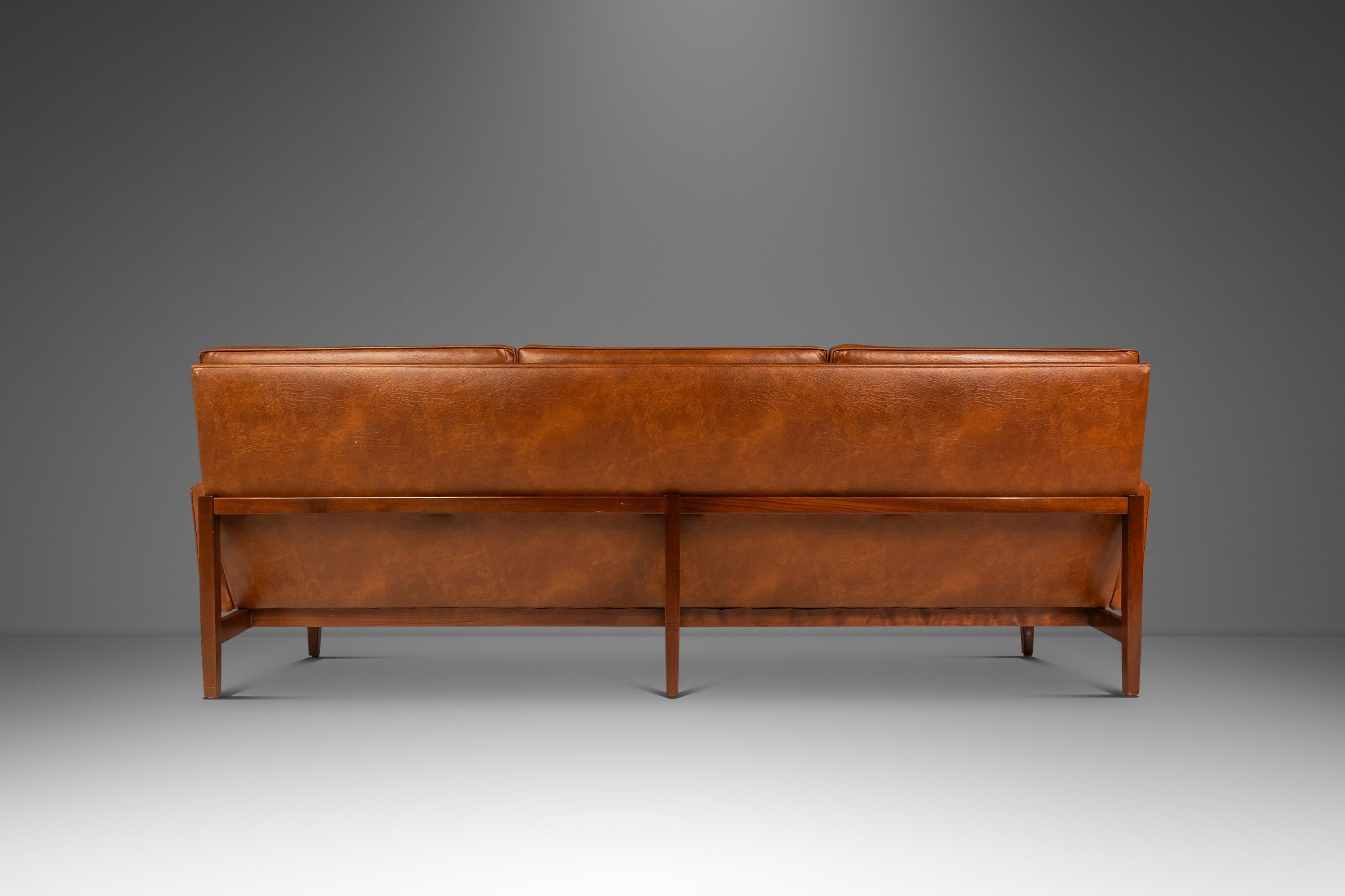 Mid-20th Century Model 57W 
