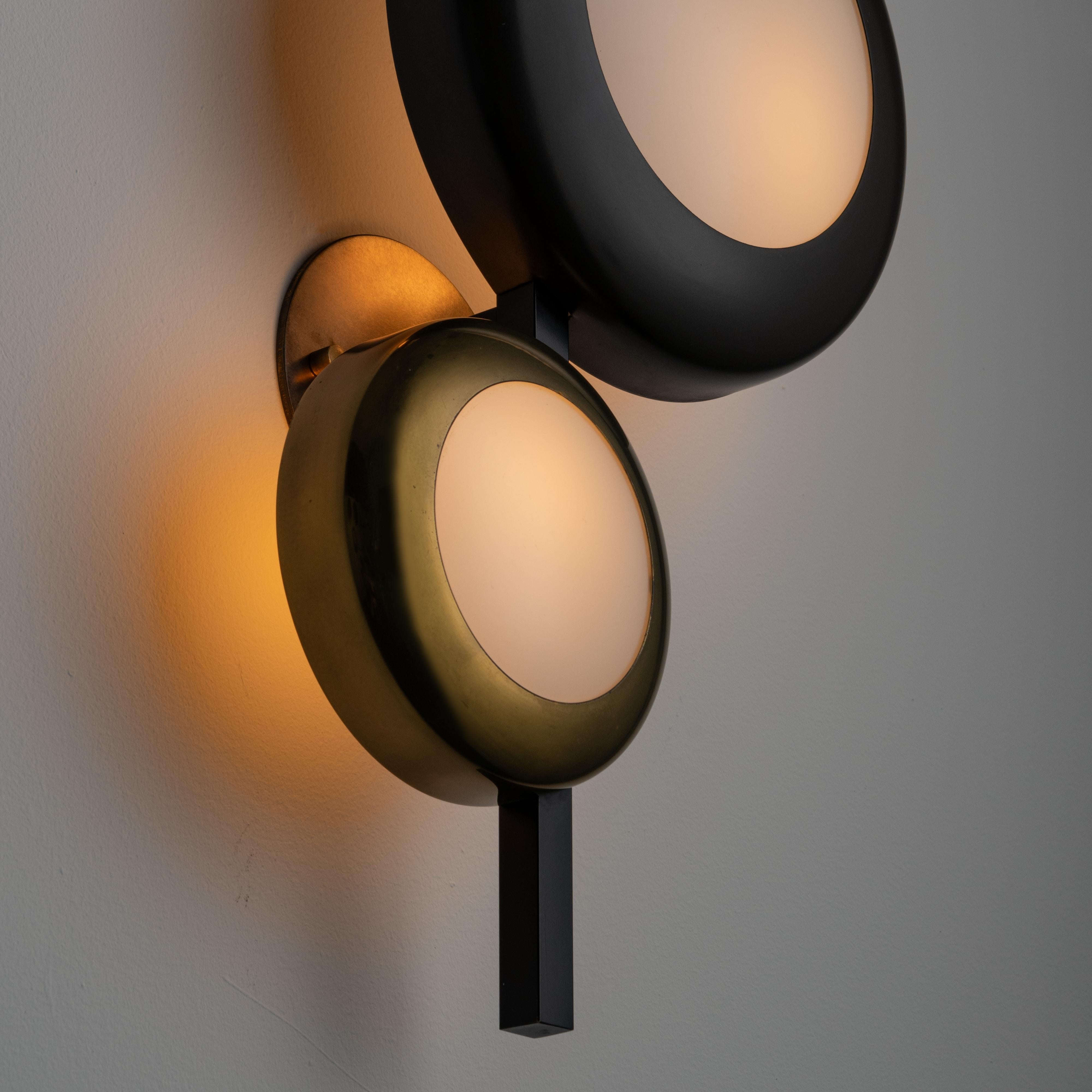 Model 580 Sconce by Oscar Torlasco for Lumi In Good Condition For Sale In Los Angeles, CA