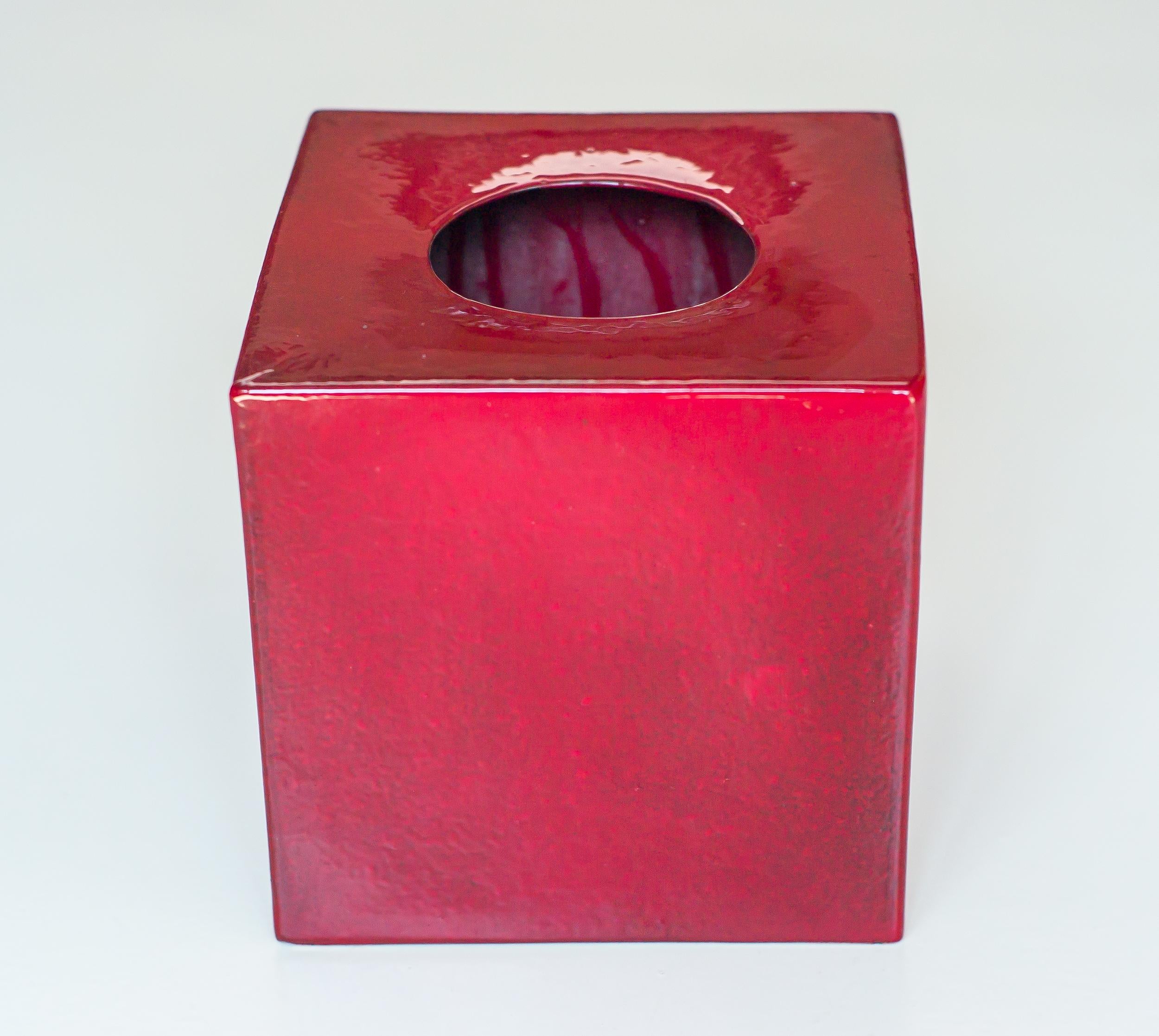 Oxblood red vase model 585 designed by Ettore Sottsass in 1960.
Realized circa 1961 by Società Ceramica Toscana di Figline for Milanese gallery Il Sestante in different colors.
Signed at the bottom.
Literature; Ferrari Fulvio, Sottsass: Tutta la
