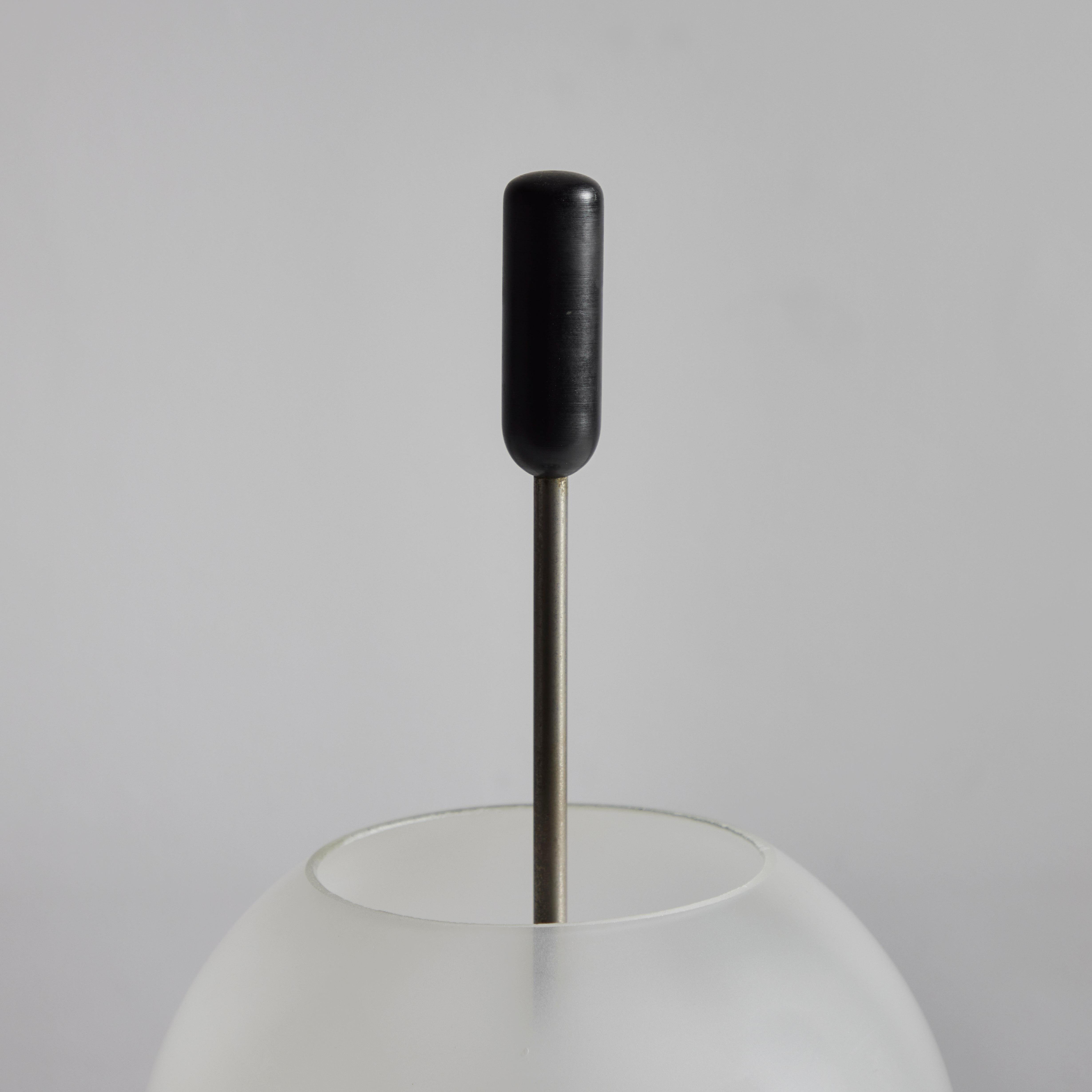 Model 593 Table Lamp by Gino Sarfatti for Arteluce For Sale 5