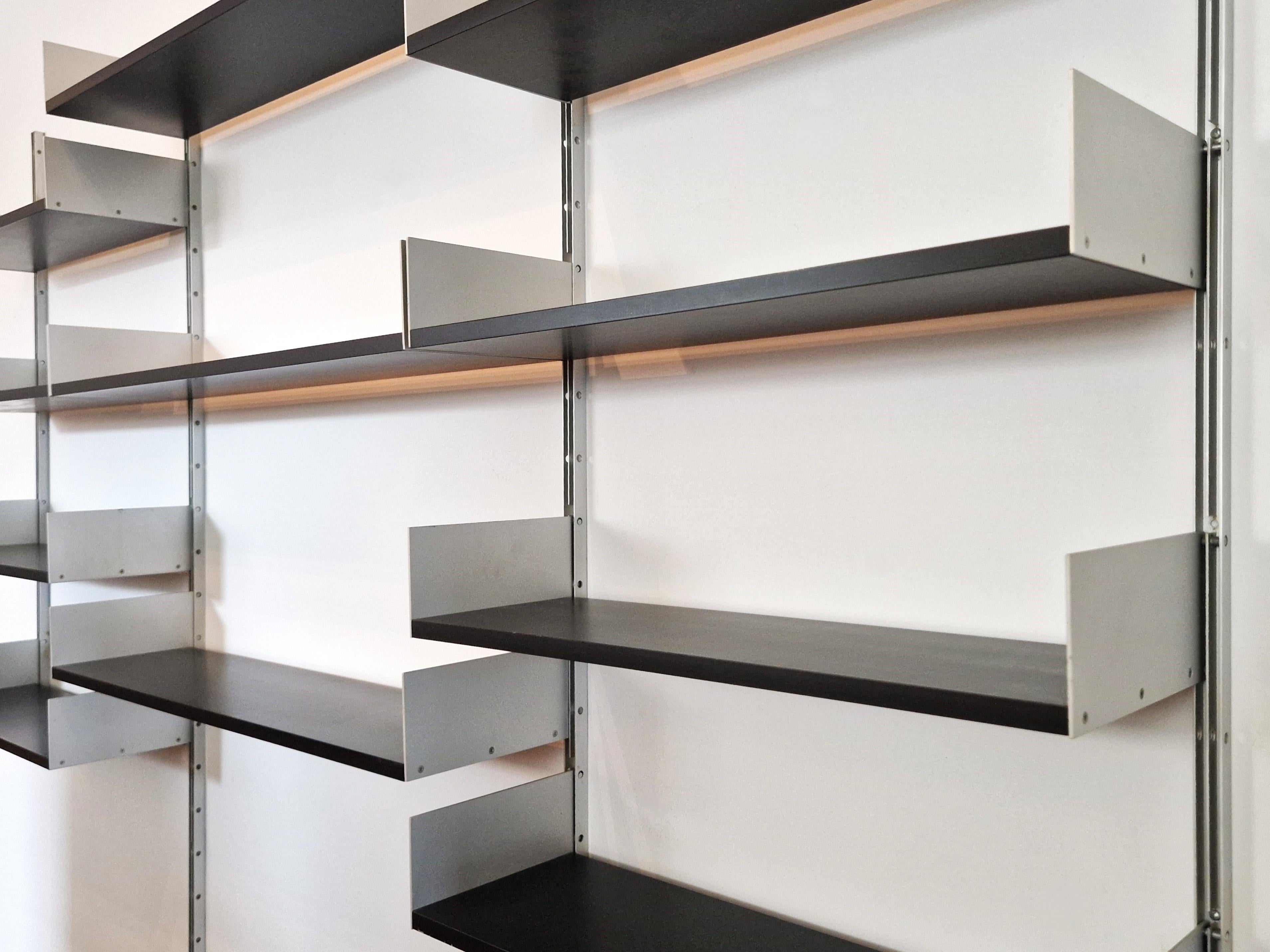 Model 606 wall unit in black by Dieter Rams for Vitsoe 3