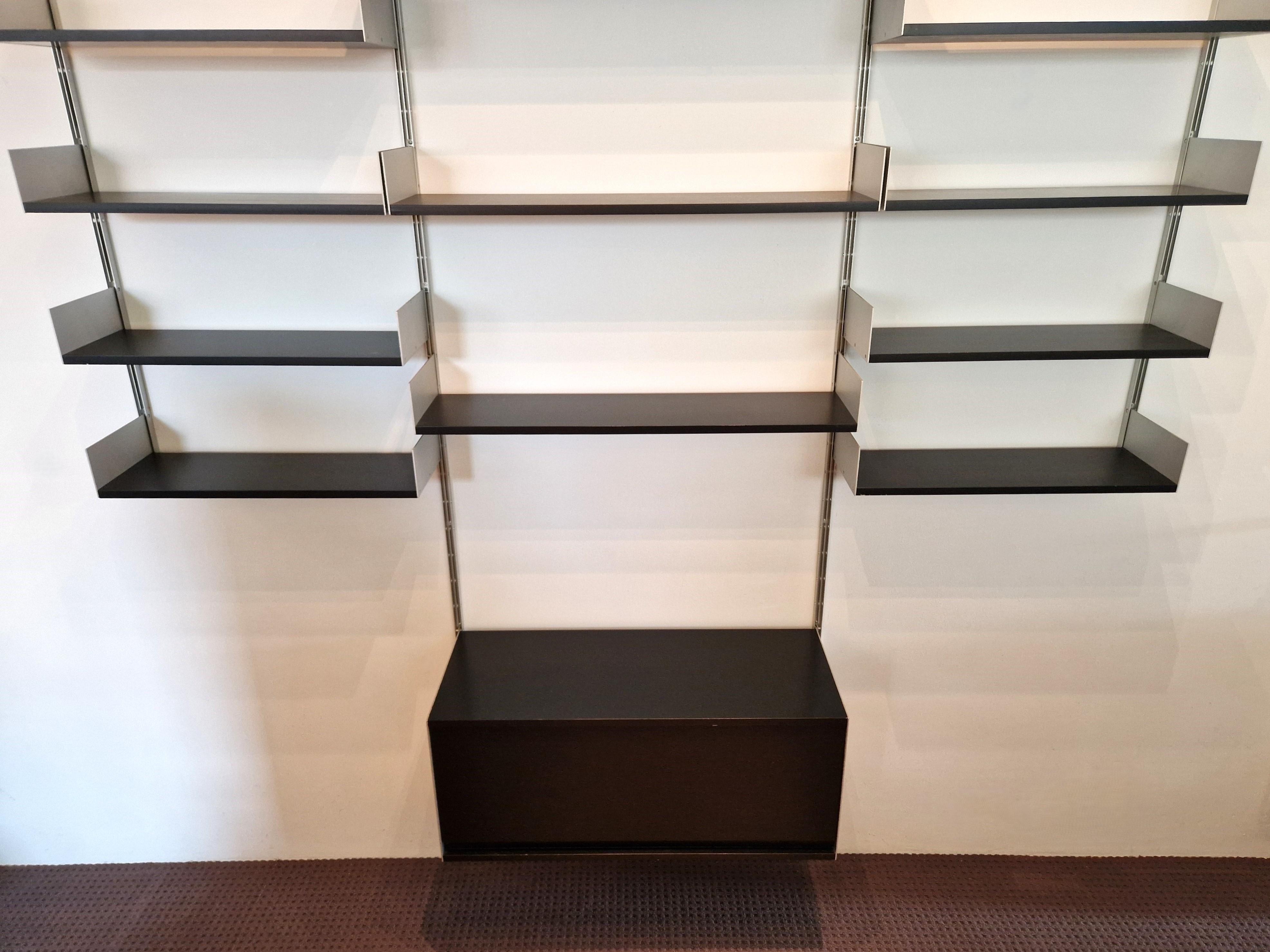 Model 606 wall unit in black by Dieter Rams for Vitsoe 1
