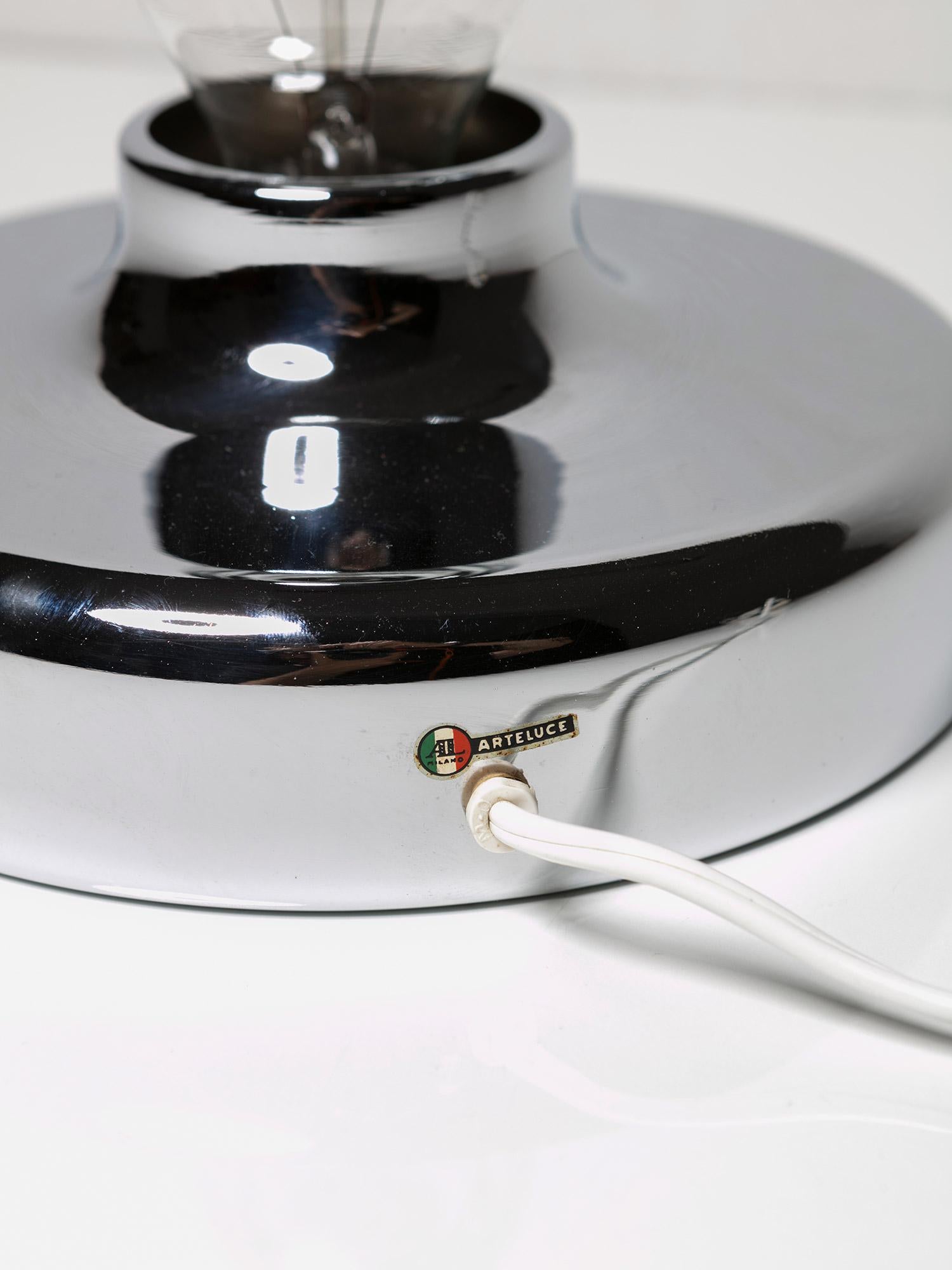 Late 20th Century Model 608 Table Chrome Round Lamp by Gino Sarfatti for Arteluce, Italy, 1970s For Sale