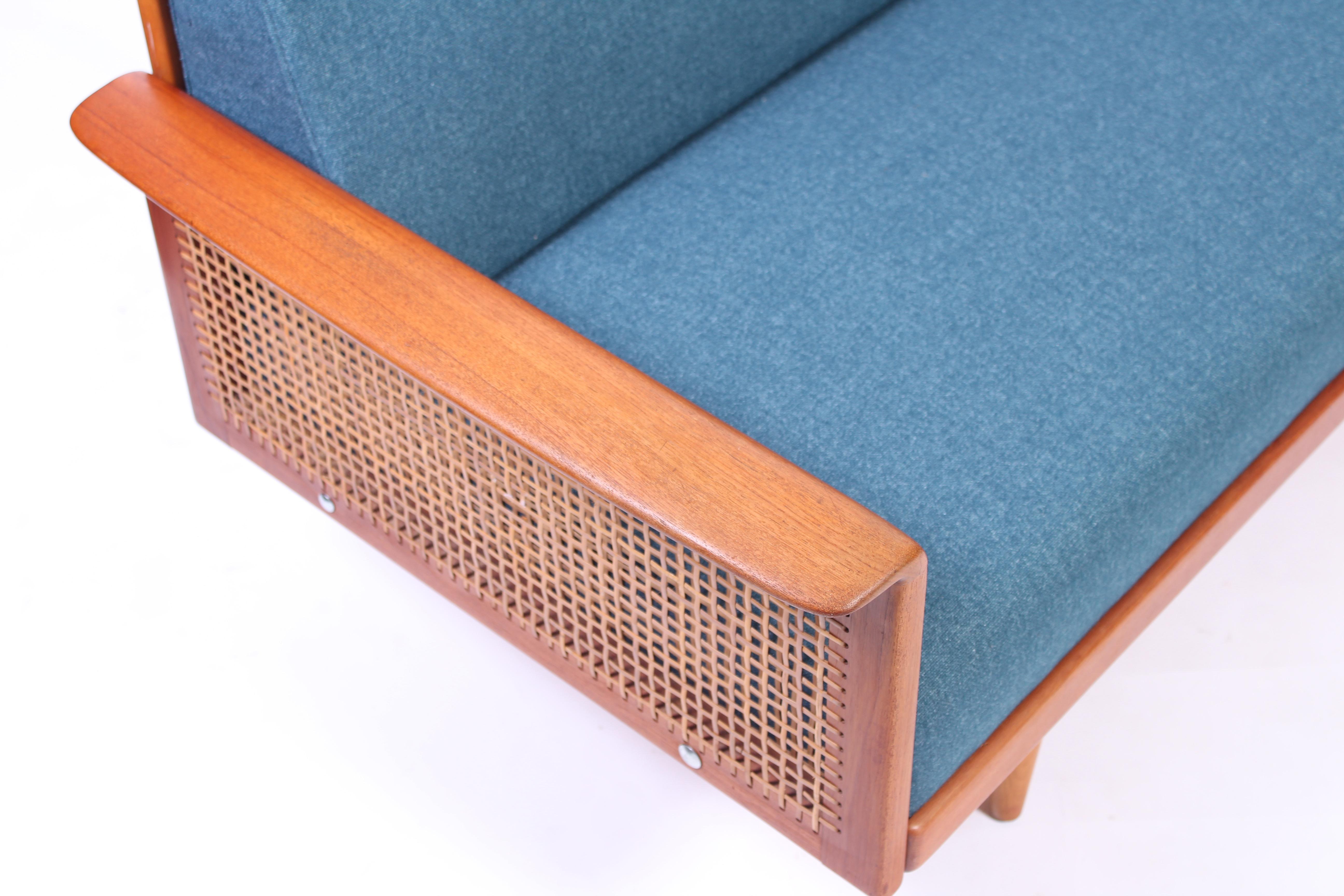Mid-20th Century Model 610 Sofa by Knut Sæter for Vatne Møbler, 1960s
