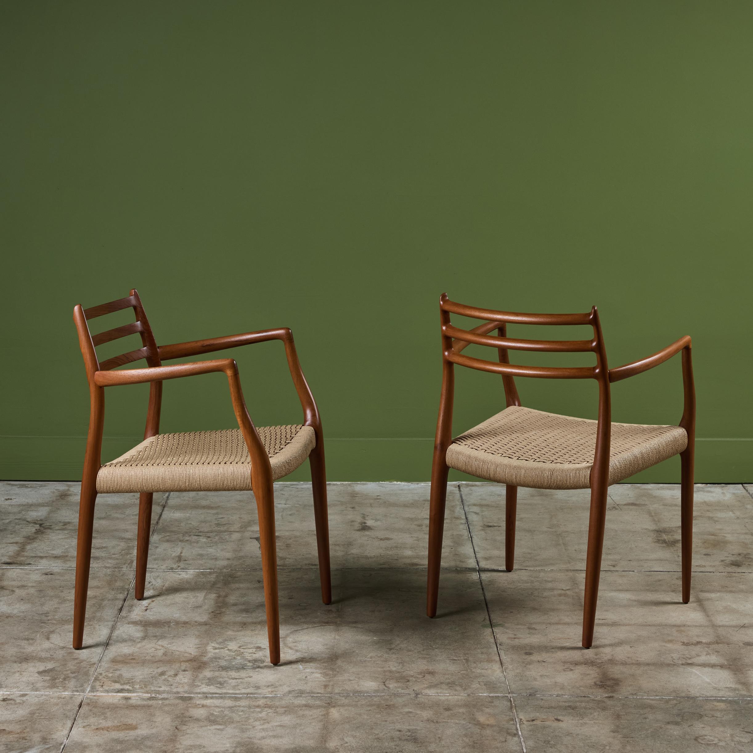 Modèle 62 Fauteuil de salle à manger en teck par N.O. Møller en vente 9